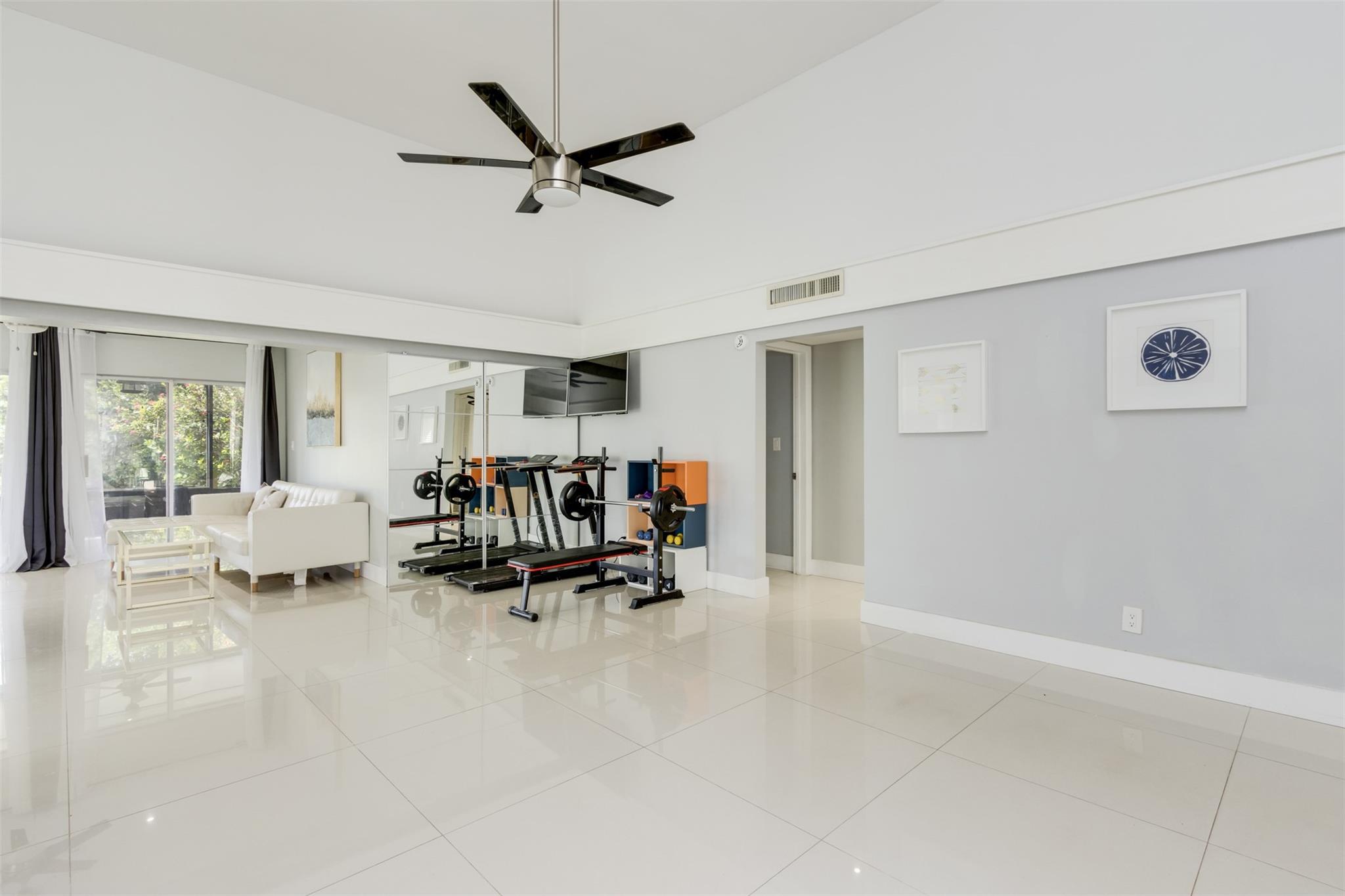 Woodlands Sec Seven 67-41 - Residential