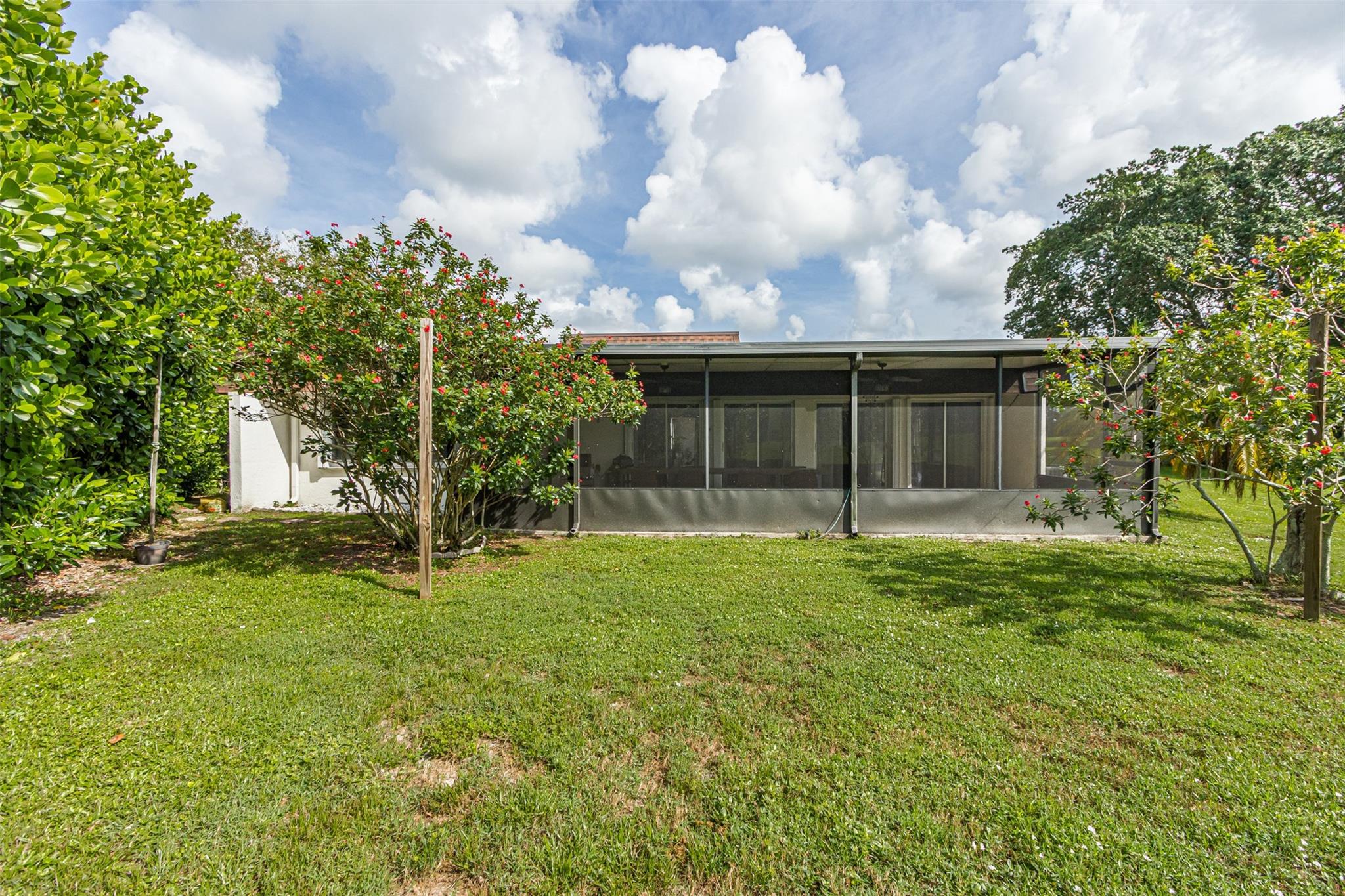 Woodlands Sec Seven 67-41 - Residential