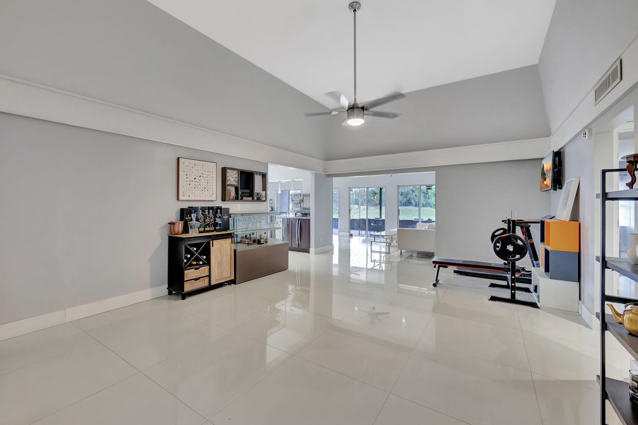 Woodlands Sec Seven 67-41 - Residential