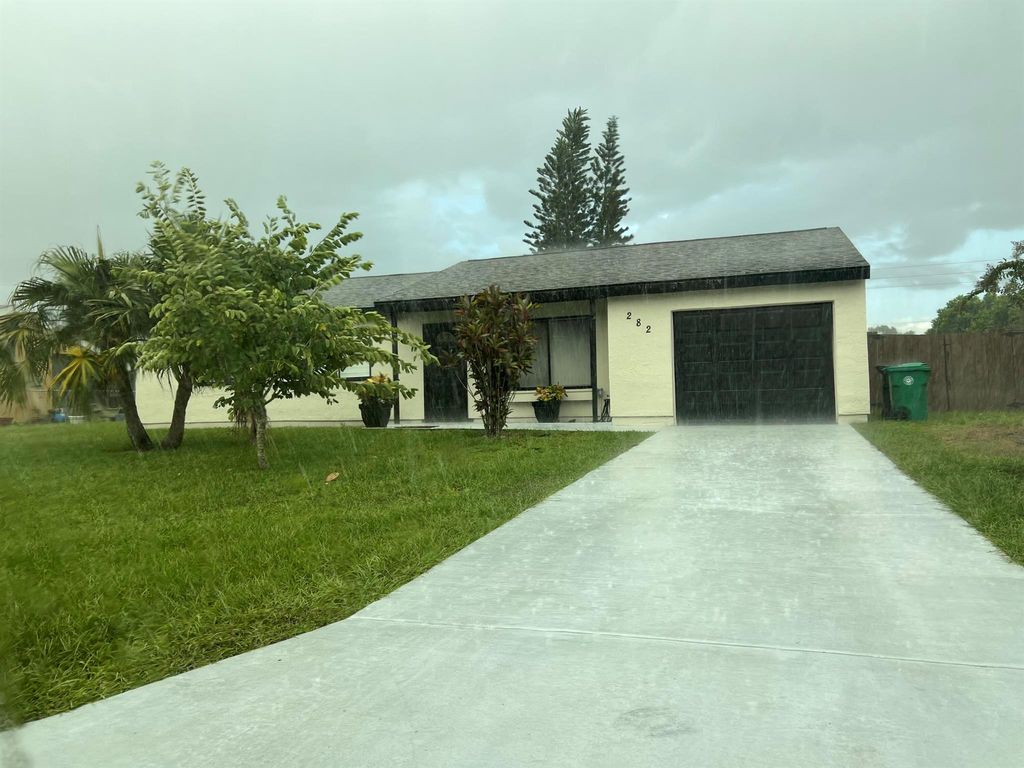 Photo of 282 SW Bridgeport Drive, Port Saint Lucie, FL 34953 (MLS # R11124513)