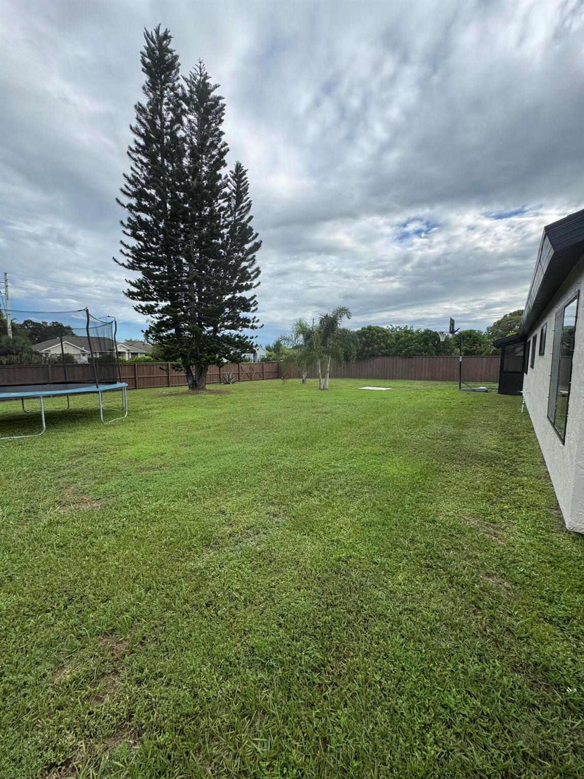 PORT ST LUCIE SECTION 42 - Residential Lease