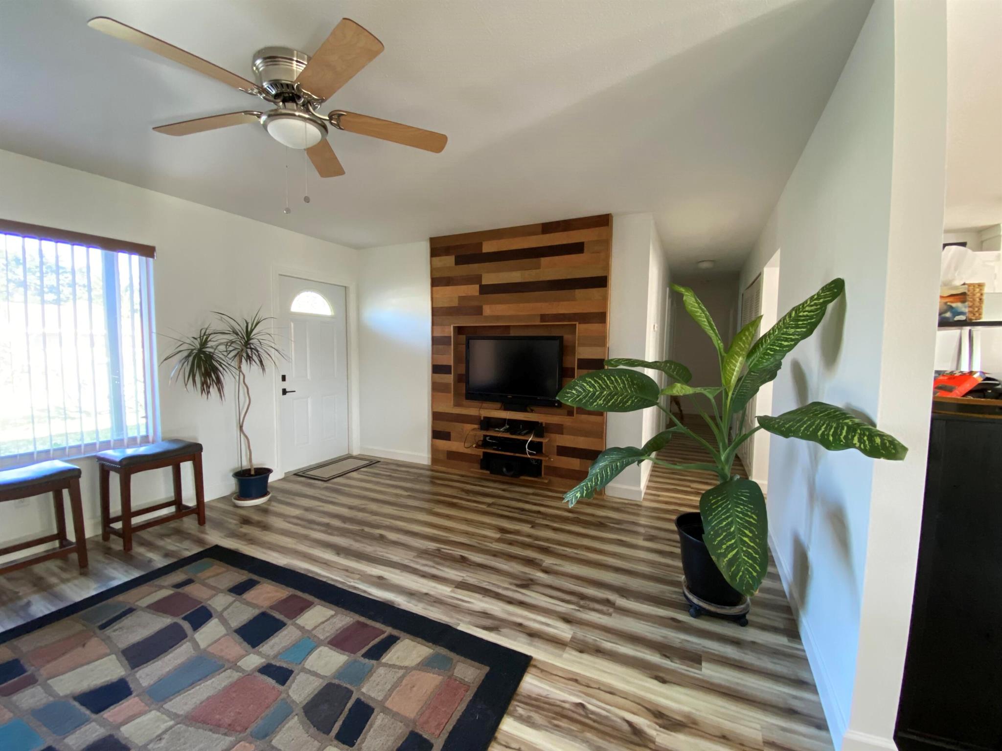 PORT ST LUCIE SECTION 42 - Residential Lease