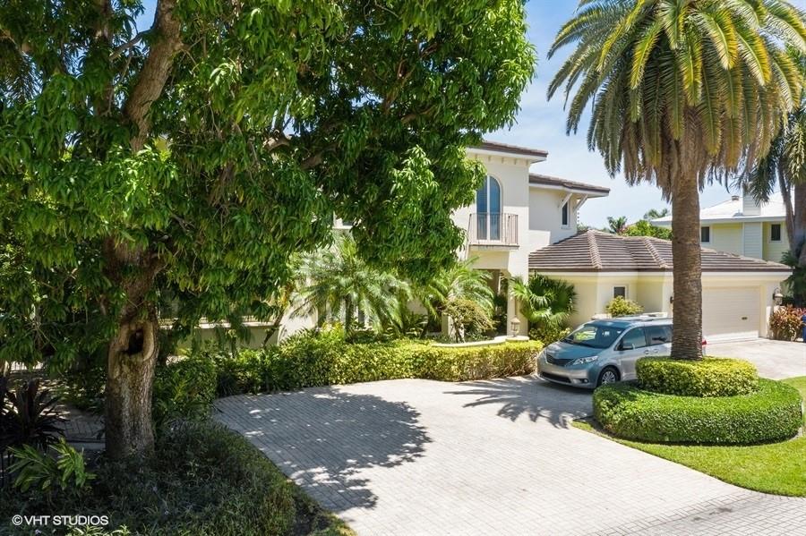 Isla Bahia 47-27 B - Residential