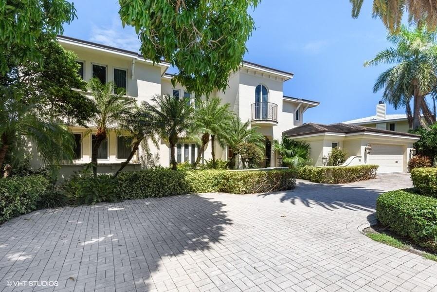 Isla Bahia 47-27 B - Residential