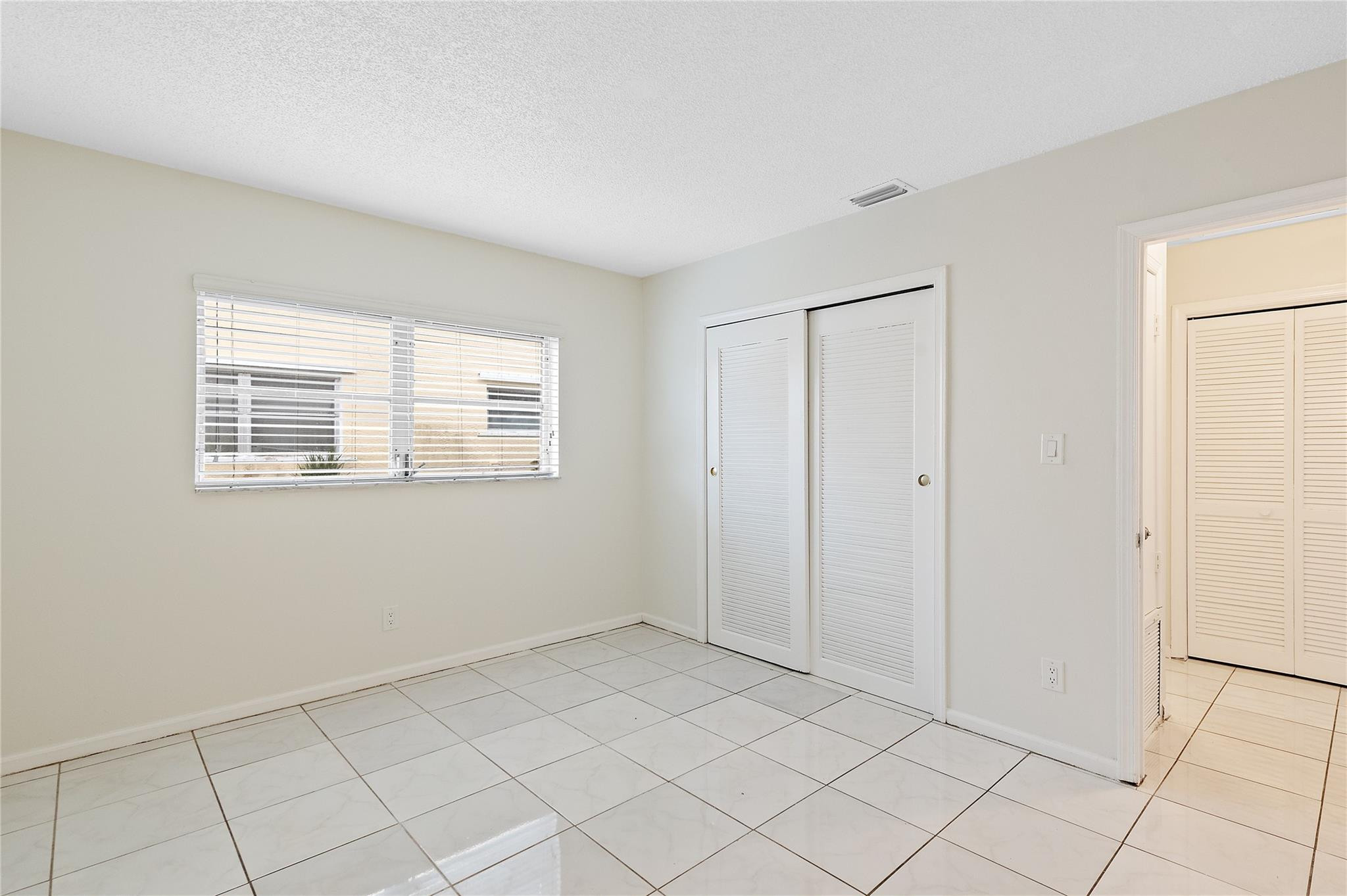 P R D Sub 76-5 B - Residential Lease