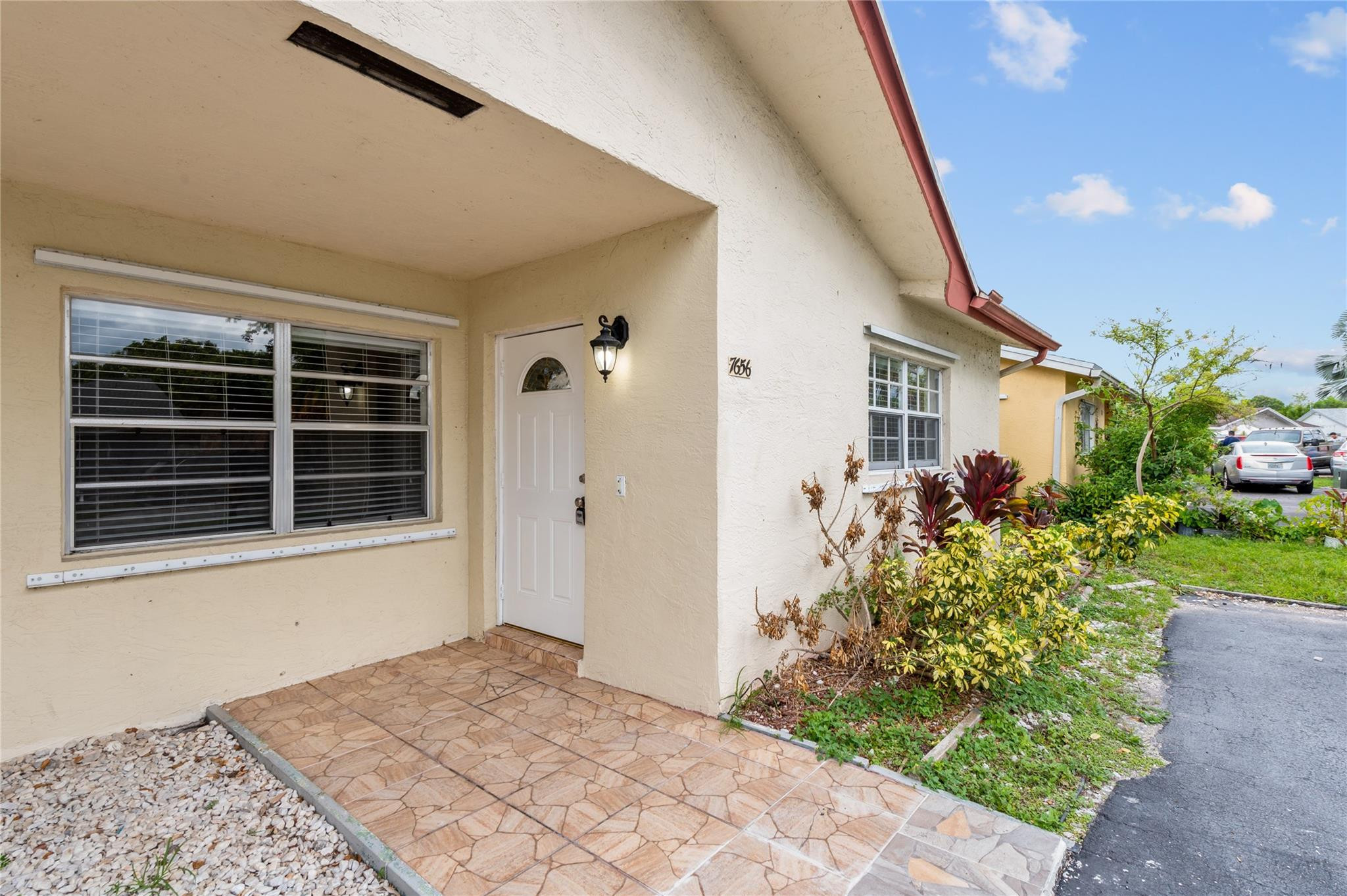 P R D Sub 76-5 B - Residential Lease