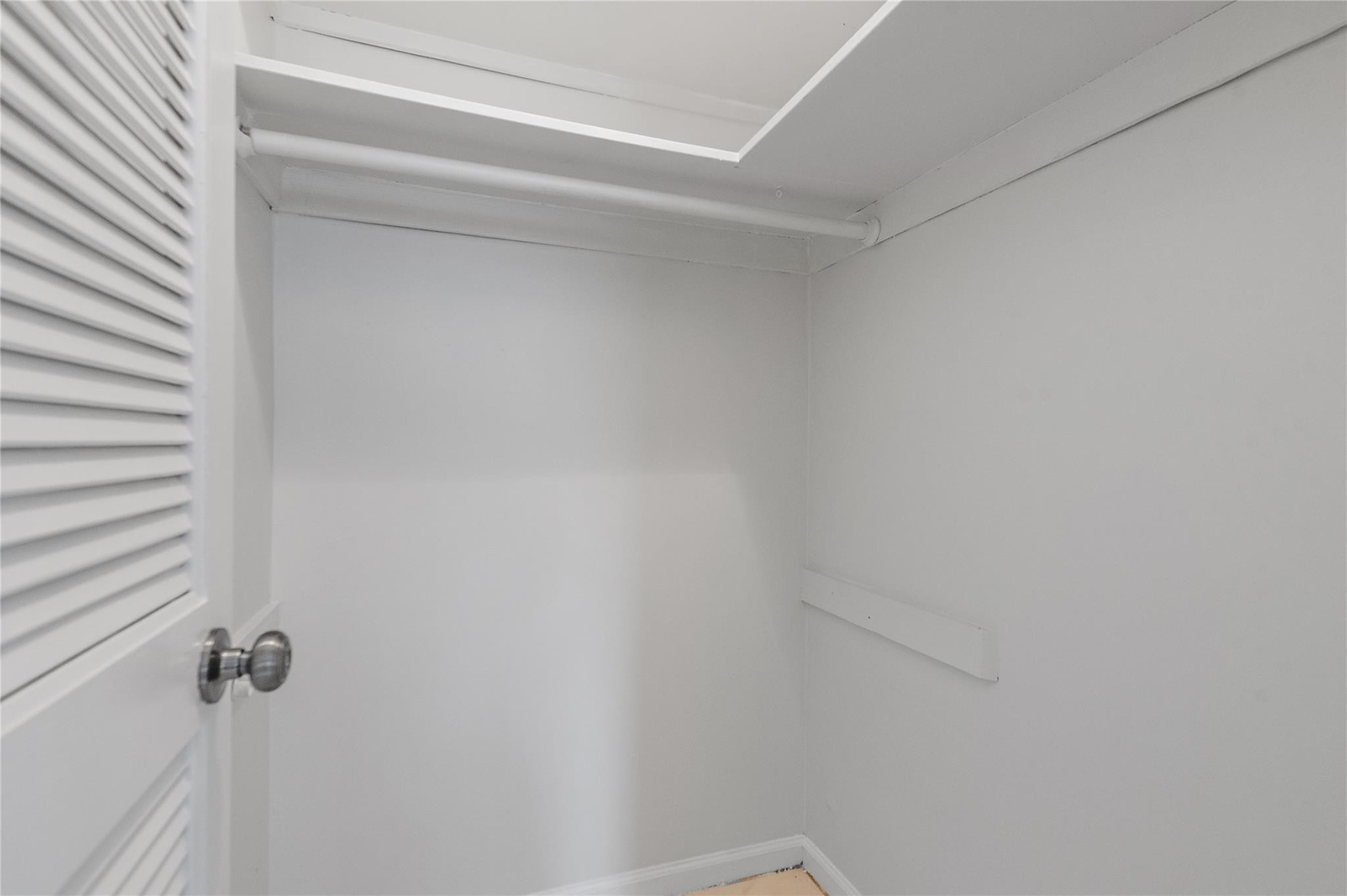 P R D Sub 76-5 B - Residential Lease