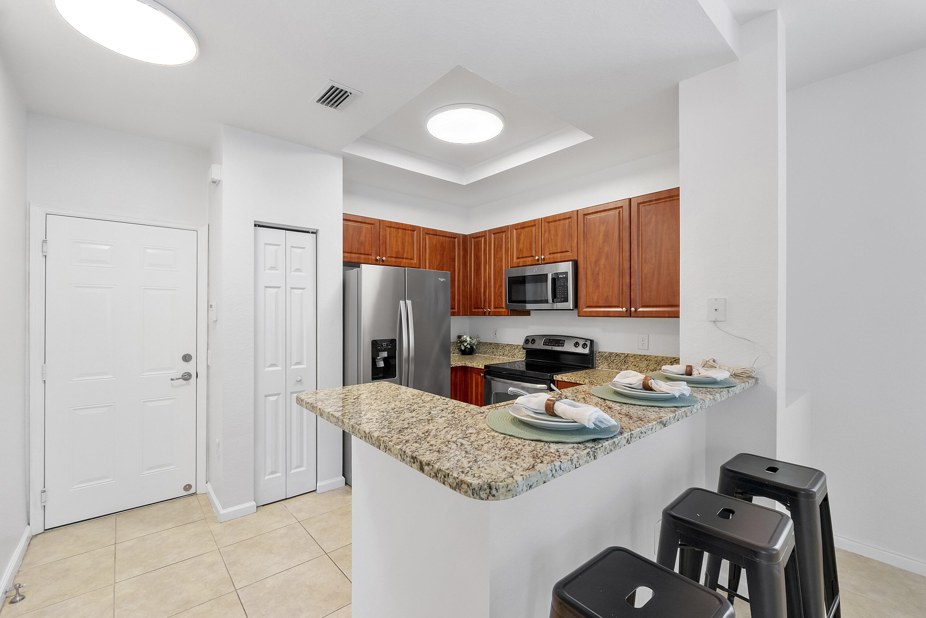PALOMA LAKES CONDOMINIUM NO 1 - Residential