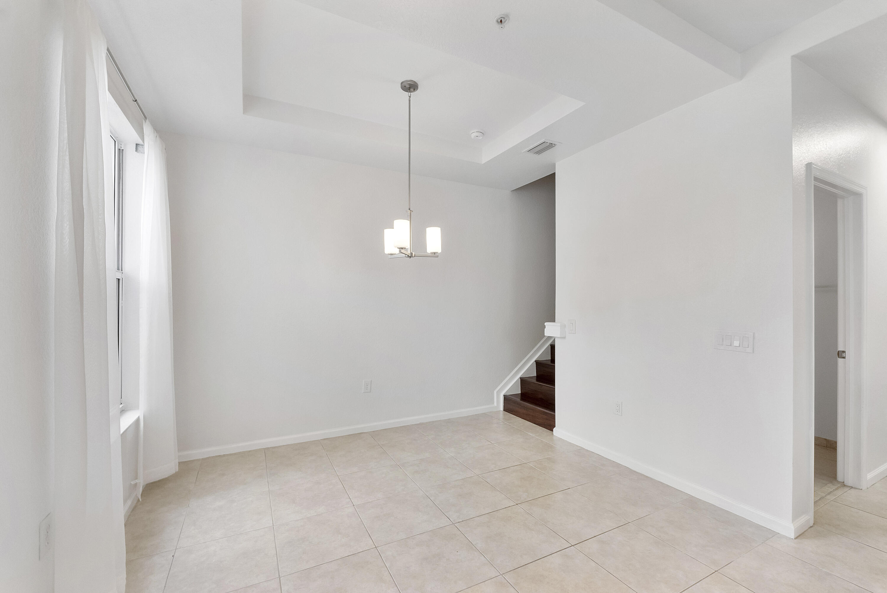 PALOMA LAKES CONDOMINIUM NO 1 - Residential