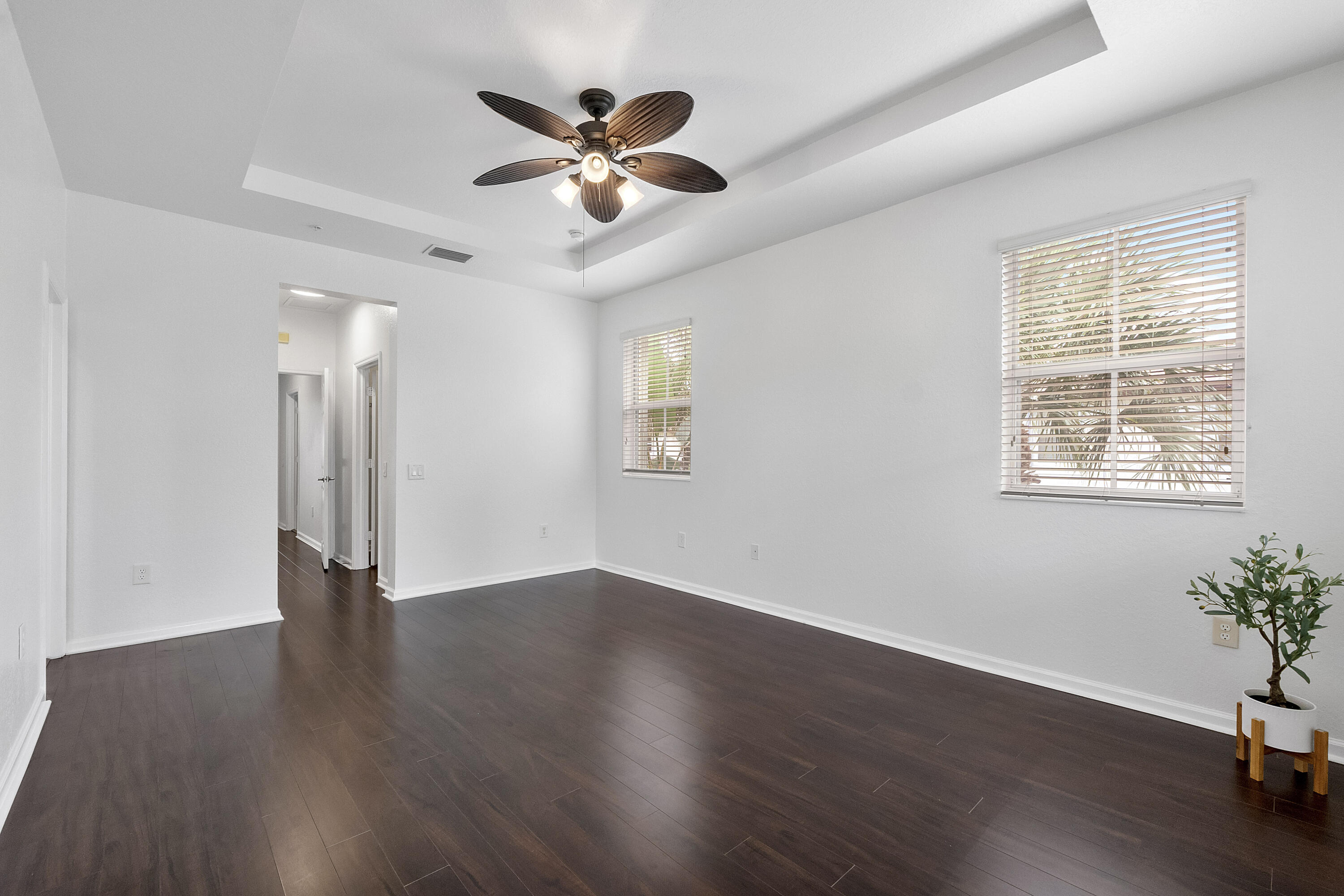 PALOMA LAKES CONDOMINIUM NO 1 - Residential