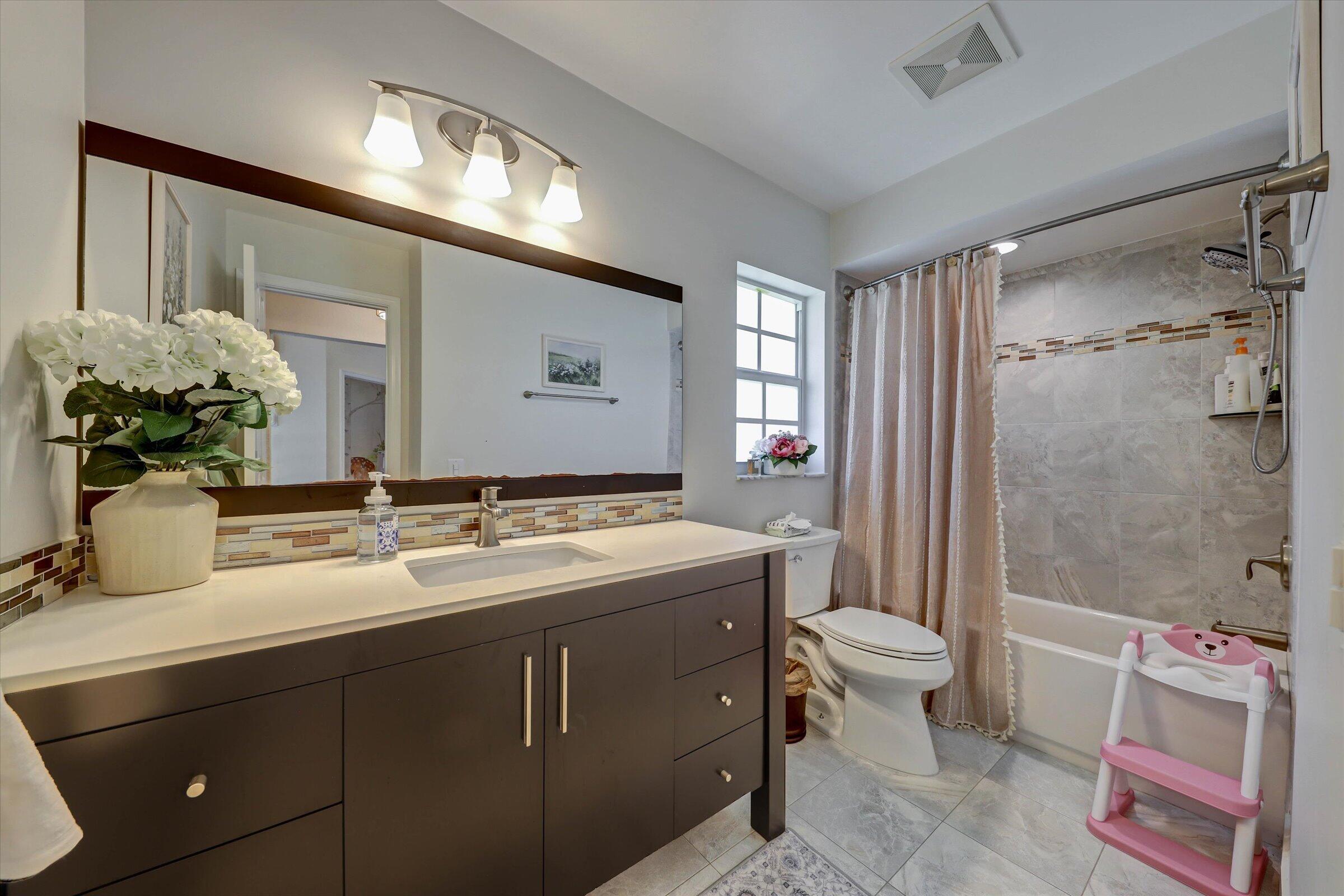 GEORGETOWN AT EAGLE TRACE - Residential