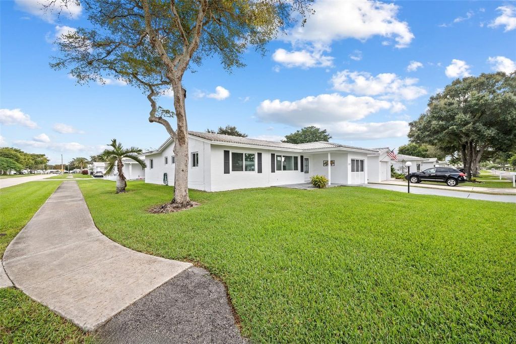 Photo of 1620 NW 87th Lane, Plantation, FL 33322 (MLS # F10543131)