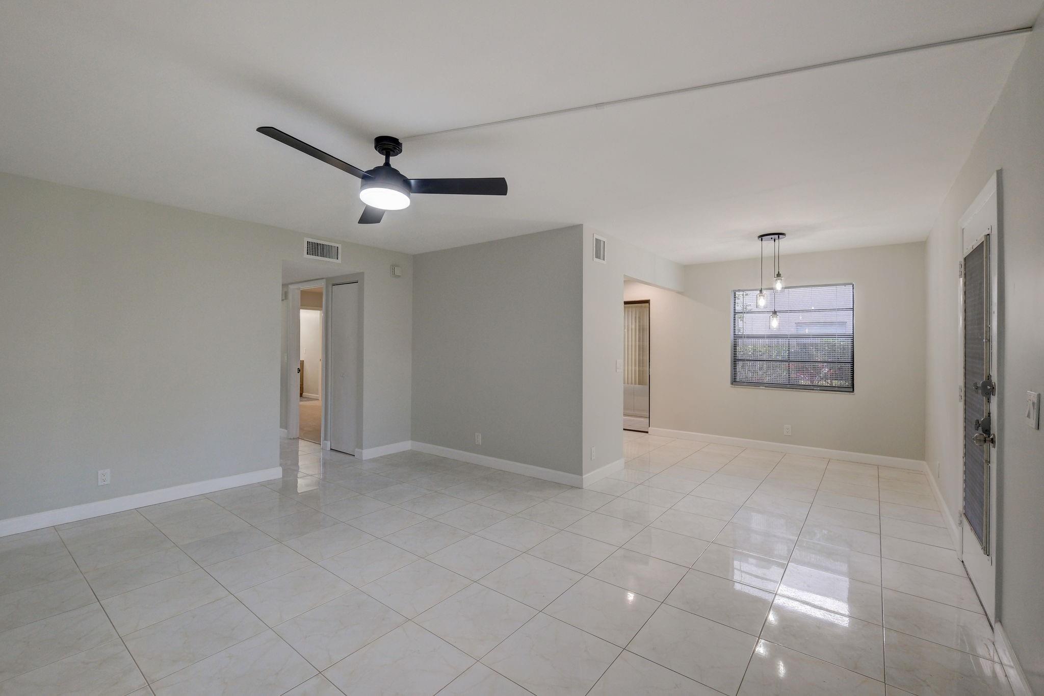 KINGS POINT CAPRI CONDOS - Residential