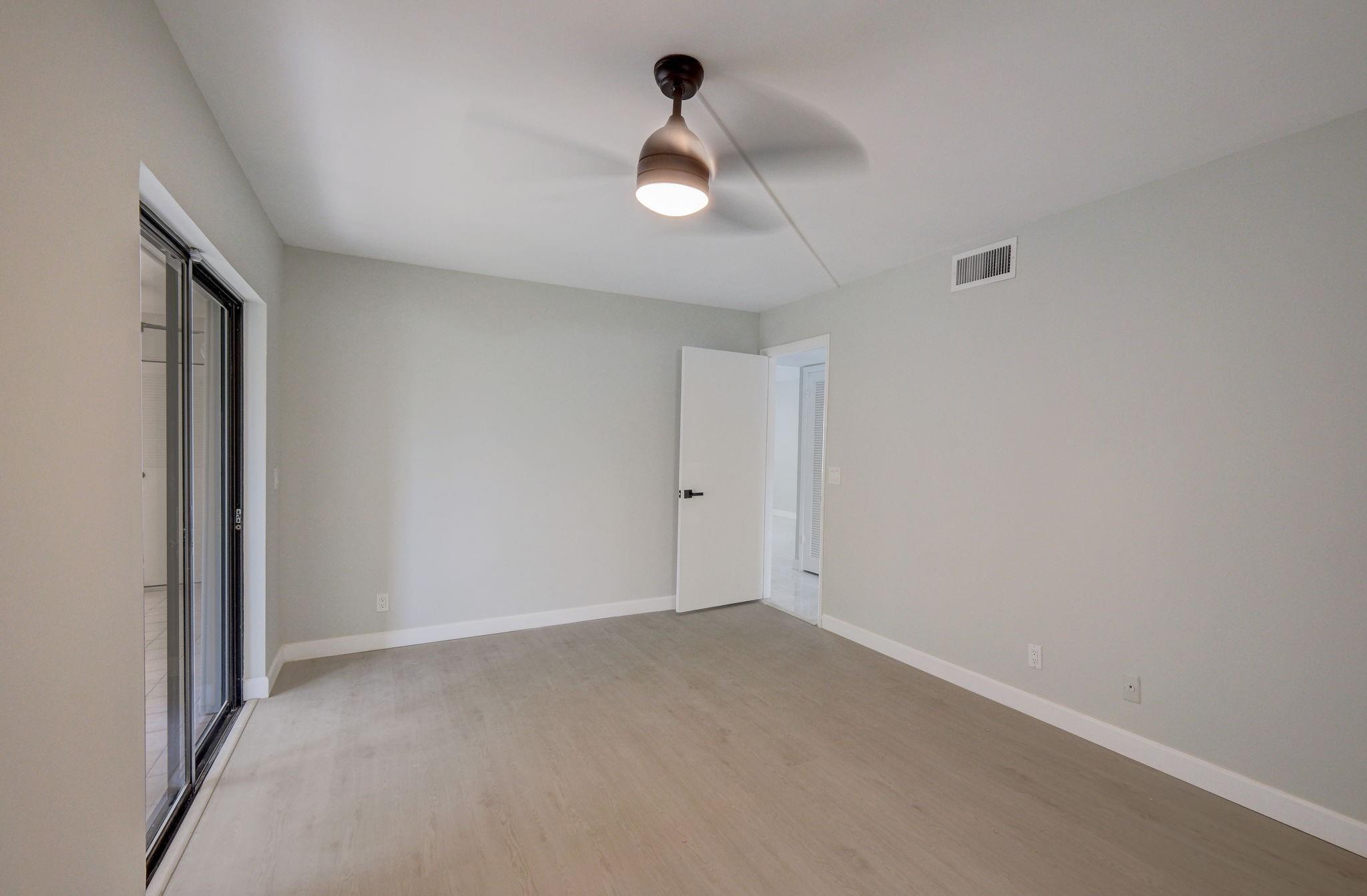 KINGS POINT CAPRI CONDOS - Residential
