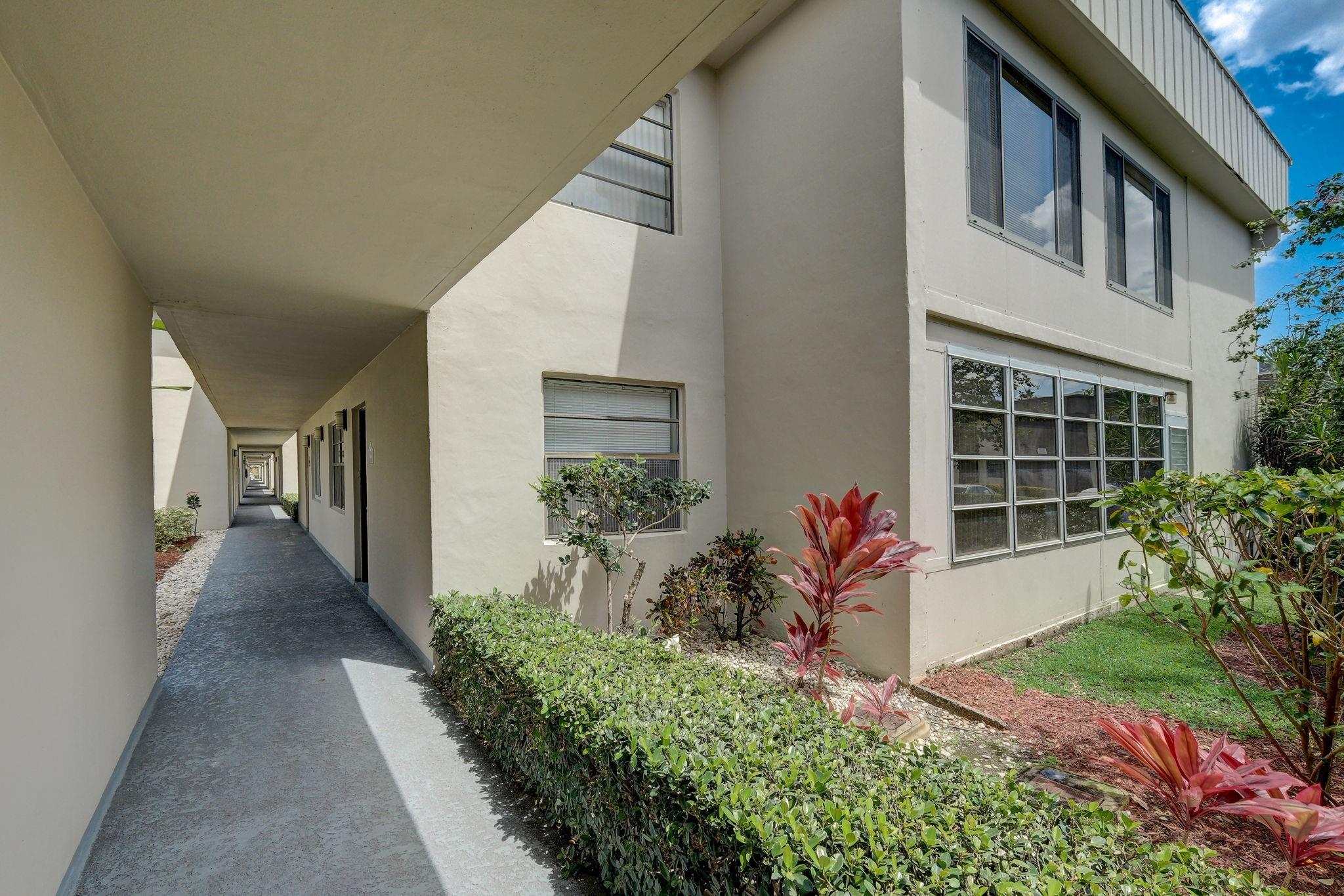 KINGS POINT CAPRI CONDOS - Residential