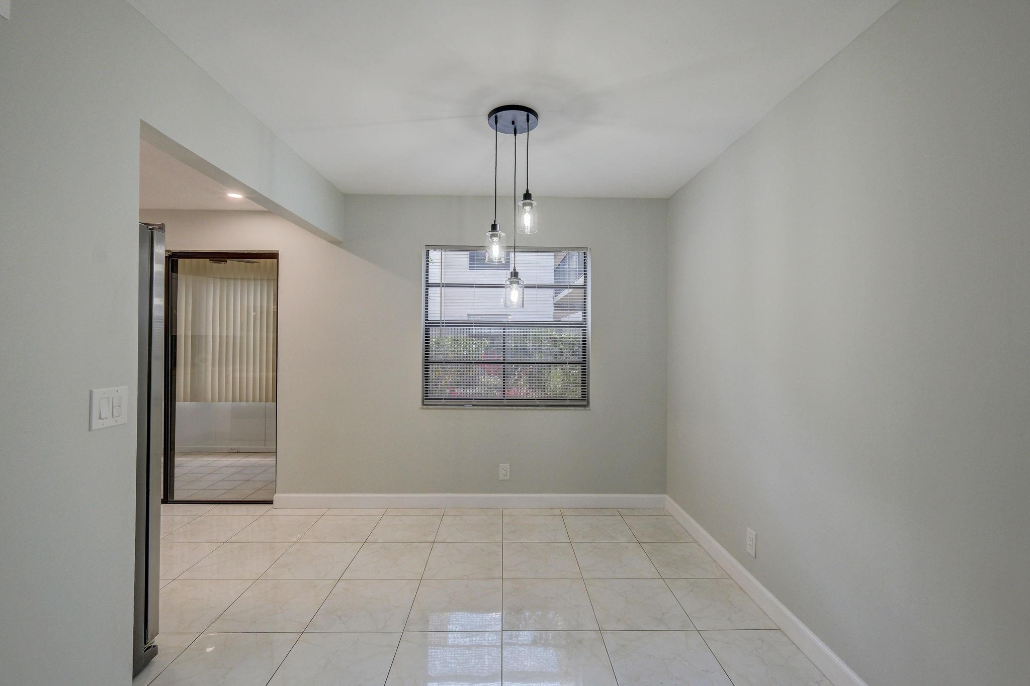 KINGS POINT CAPRI CONDOS - Residential