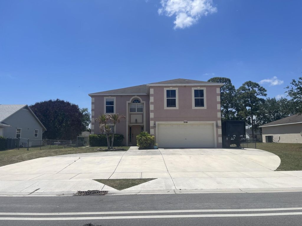 Photo of 1994 SE Floresta Drive, Port Saint Lucie, FL 34983 (MLS # B26022903)