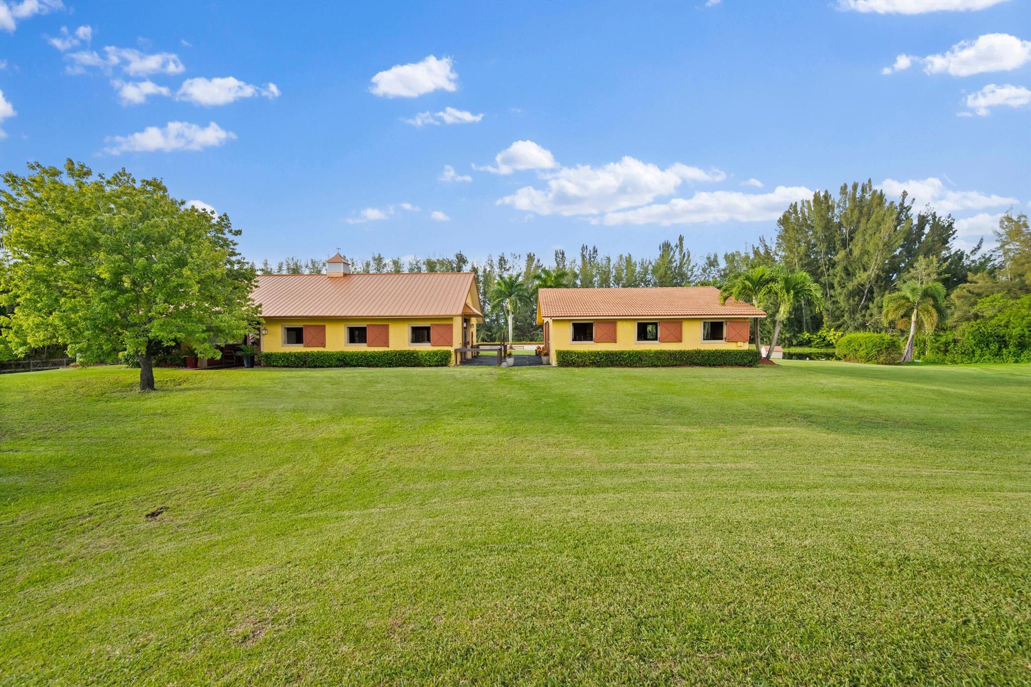 HOMELAND - Residential Lease