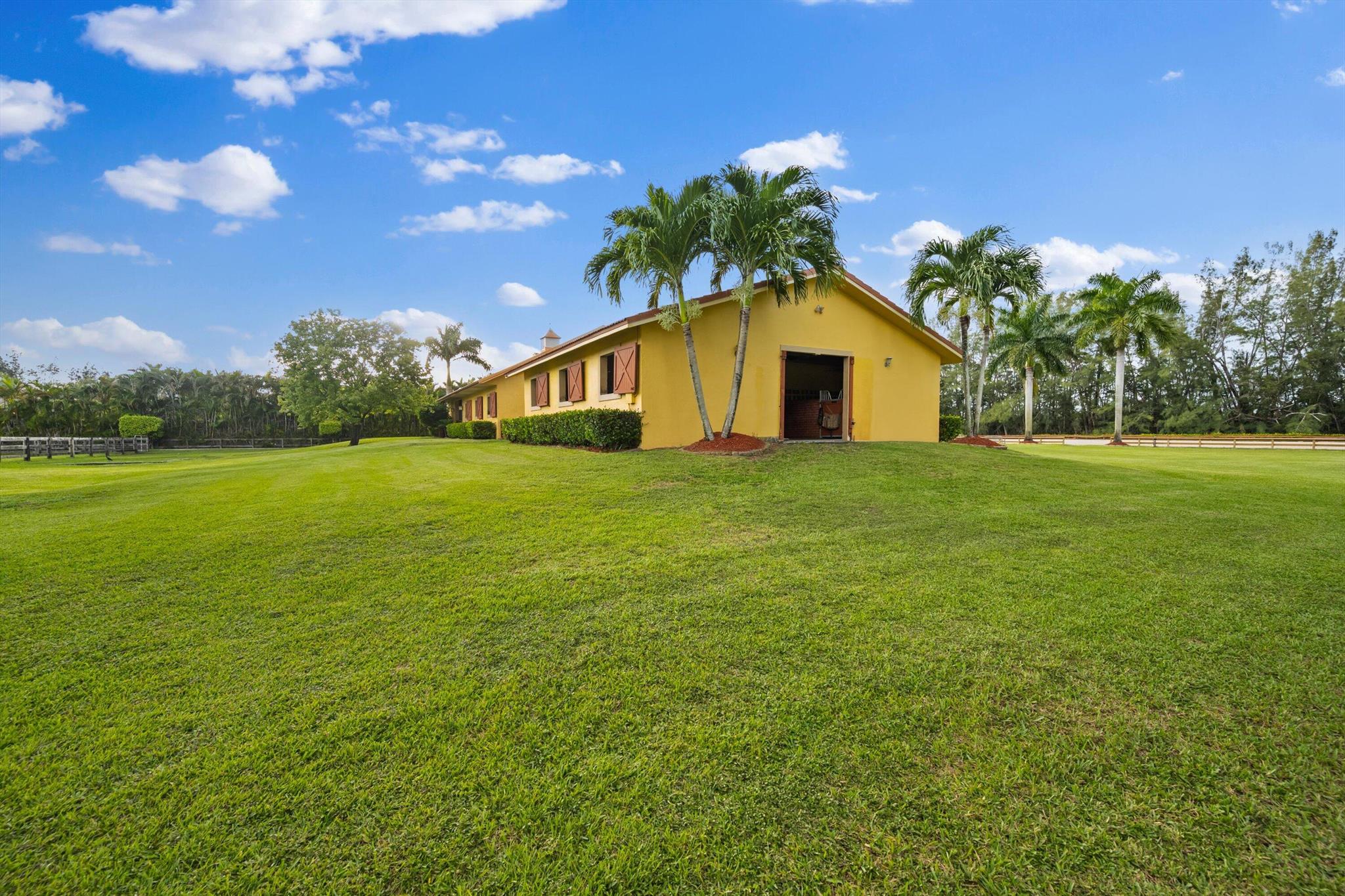 HOMELAND - Residential Lease