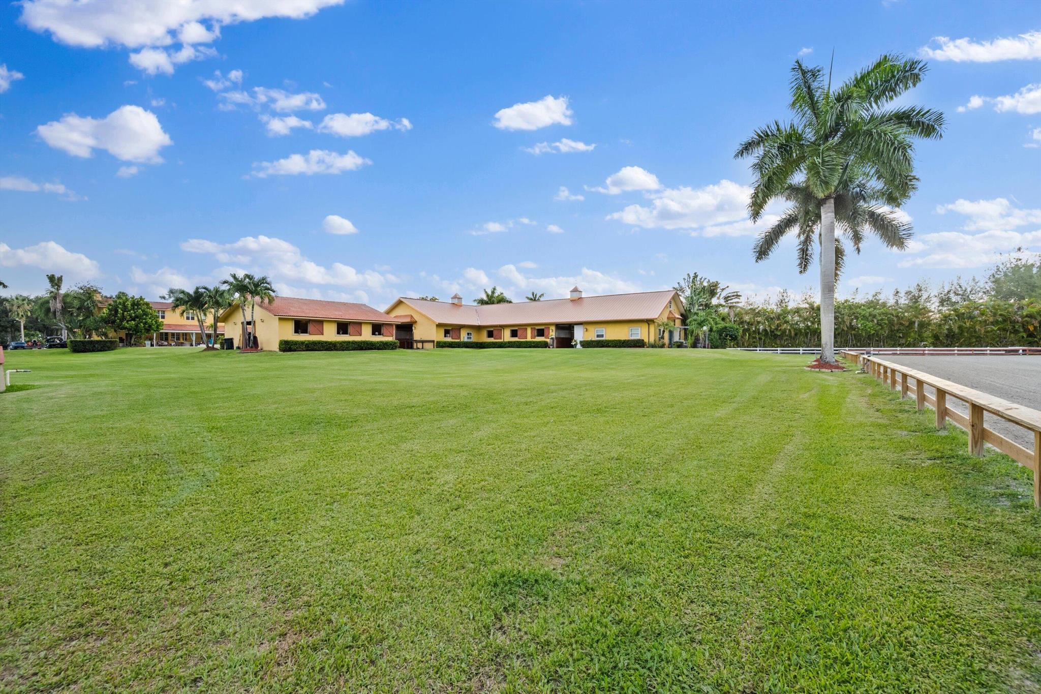 HOMELAND - Residential Lease