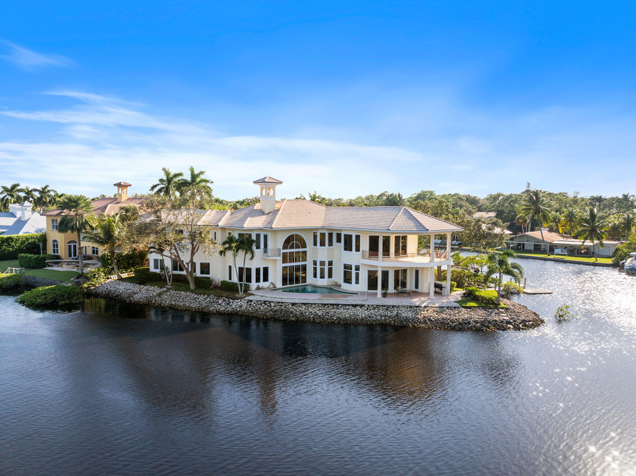 18499 SE Palm Island Lane