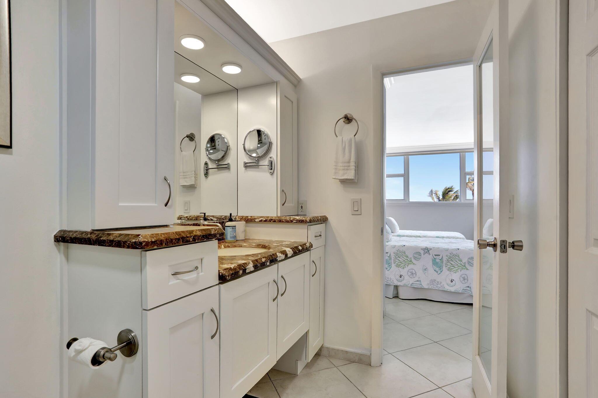 PORT DE MER CONDO - Residential