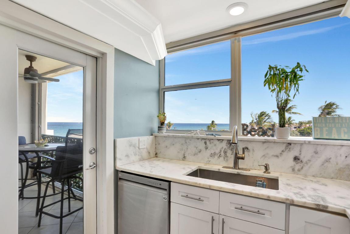 PORT DE MER CONDO - Residential