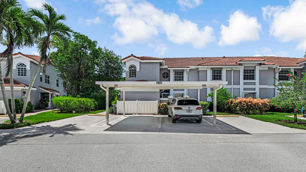 Photo of 7027 Summer Tree Drive #201, Boynton Beach, FL 33437 (MLS # B26057925)