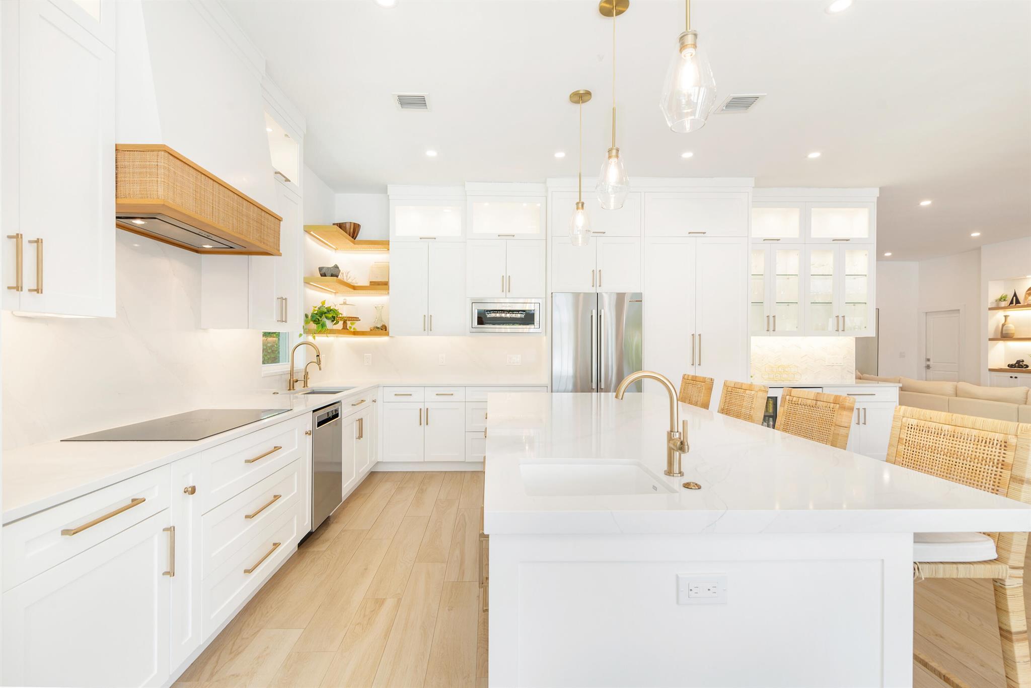 PIRATES COVE - Residential