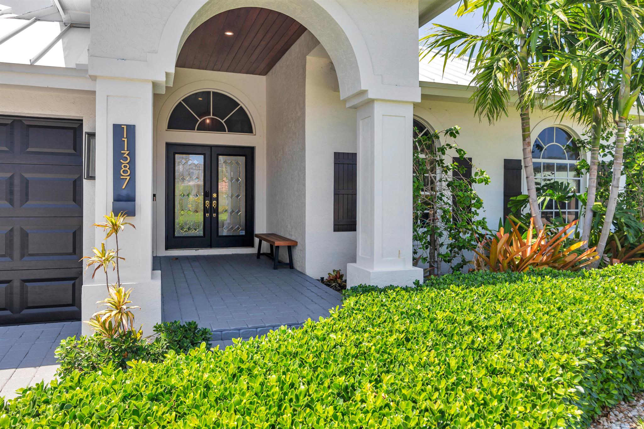 PIRATES COVE - Residential