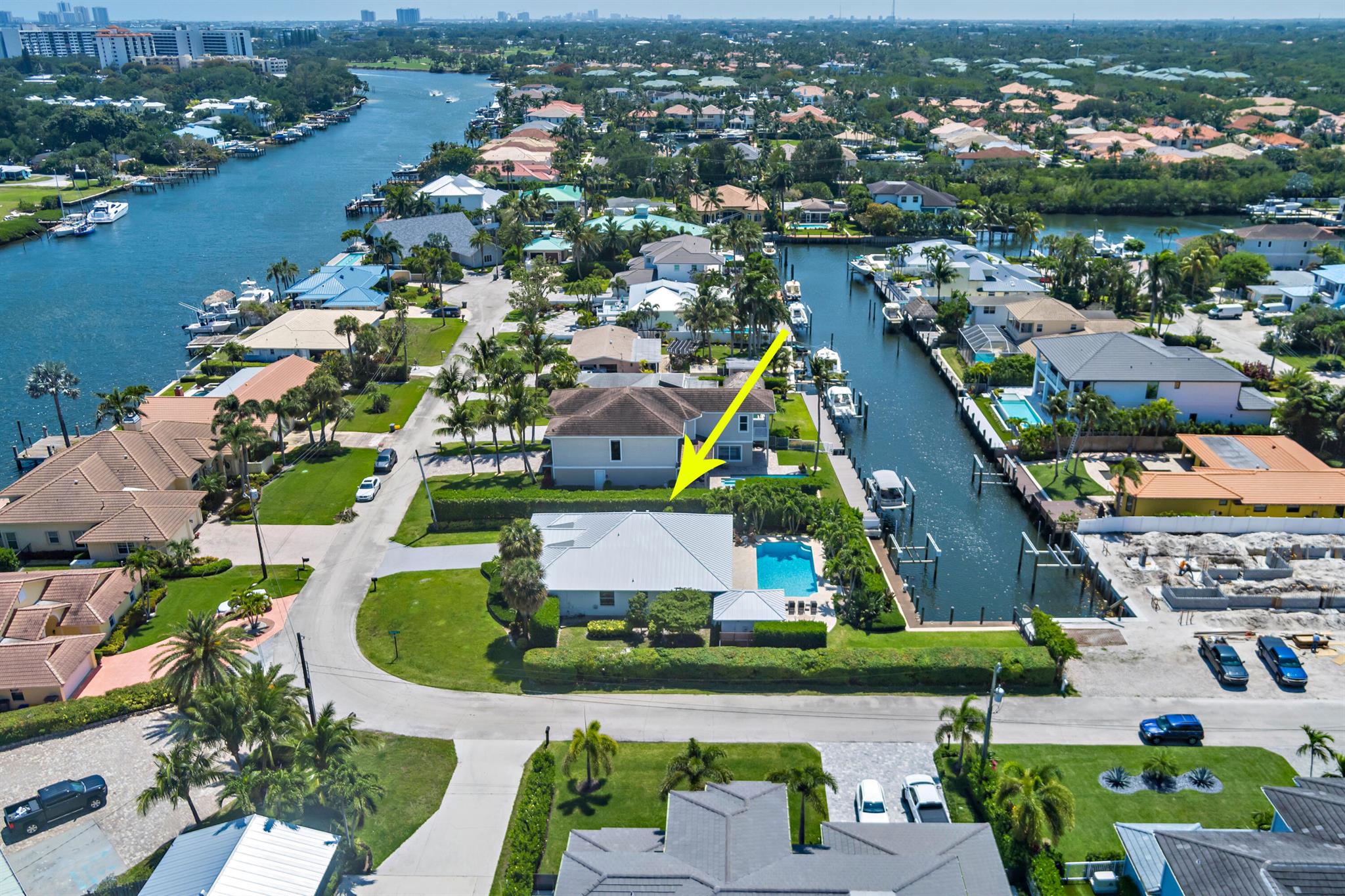 PIRATES COVE - Residential