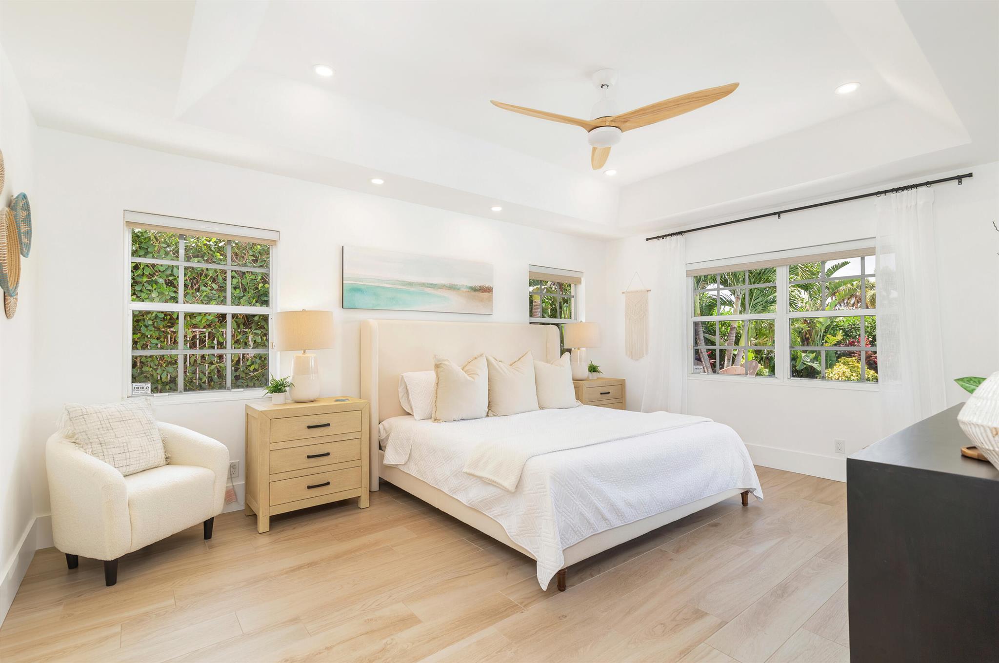 PIRATES COVE - Residential