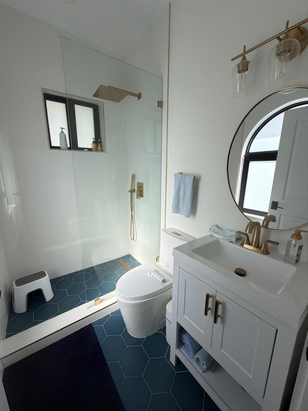 LE CHELLE ESTATES - Residential