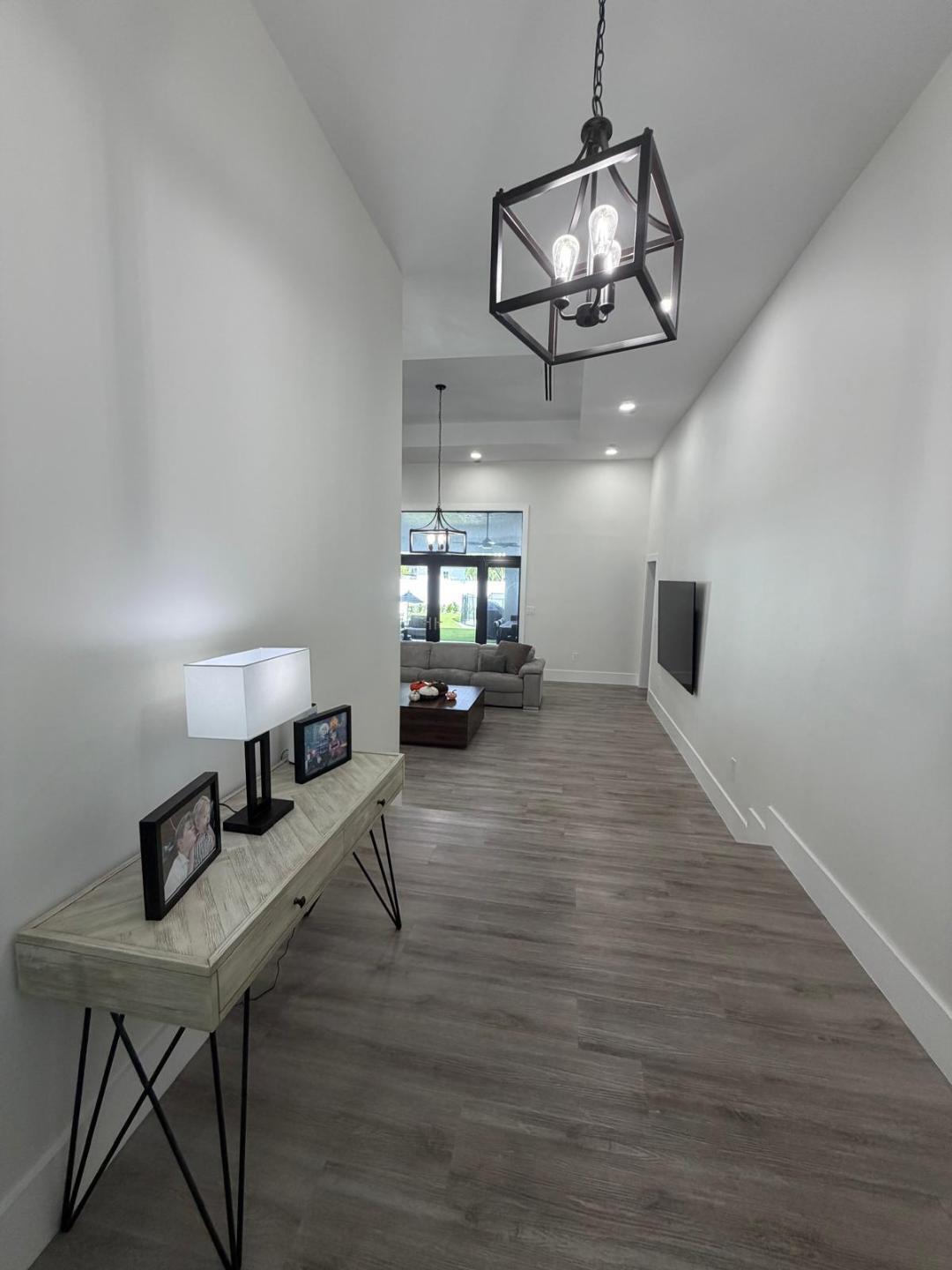 LE CHELLE ESTATES - Residential