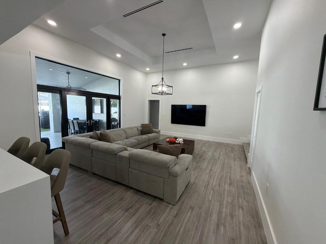 LE CHELLE ESTATES - Residential