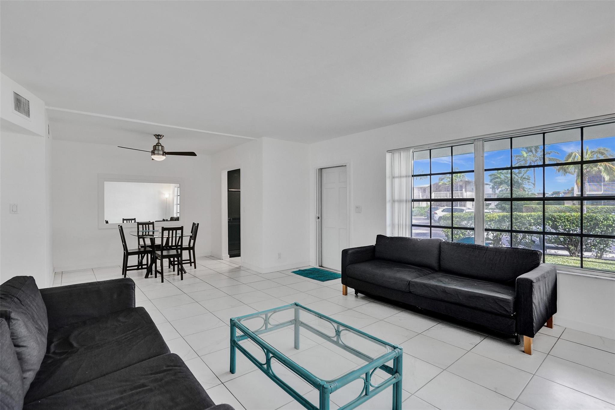 931 SE 9th Ave 2