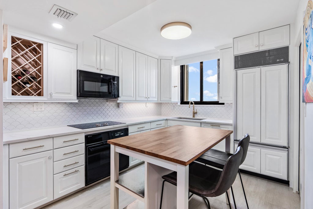 Photo of 400 Ocean Trail Way #610, Jupiter, FL 33477 (MLS # R10930316)