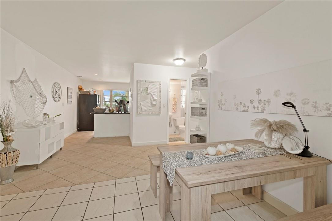 Royal Palm Villas - Residential