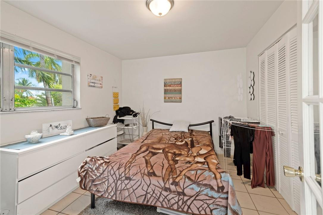 Royal Palm Villas - Residential