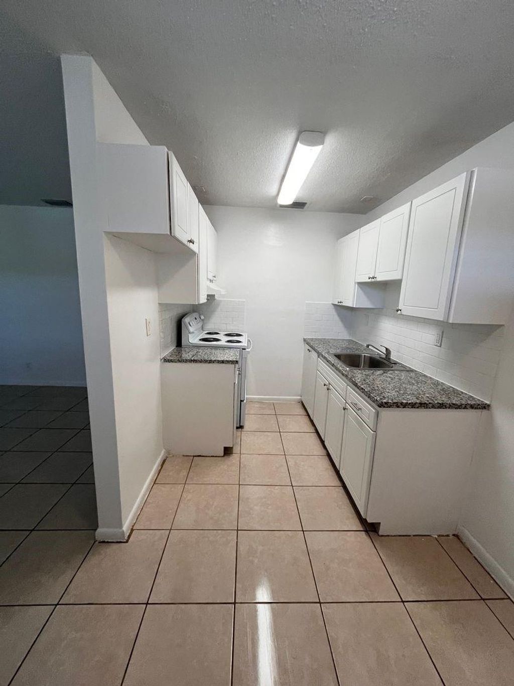 Photo of 477 Sunshine Drive #B5, Coconut Creek, FL 33066 (MLS # F10521565)