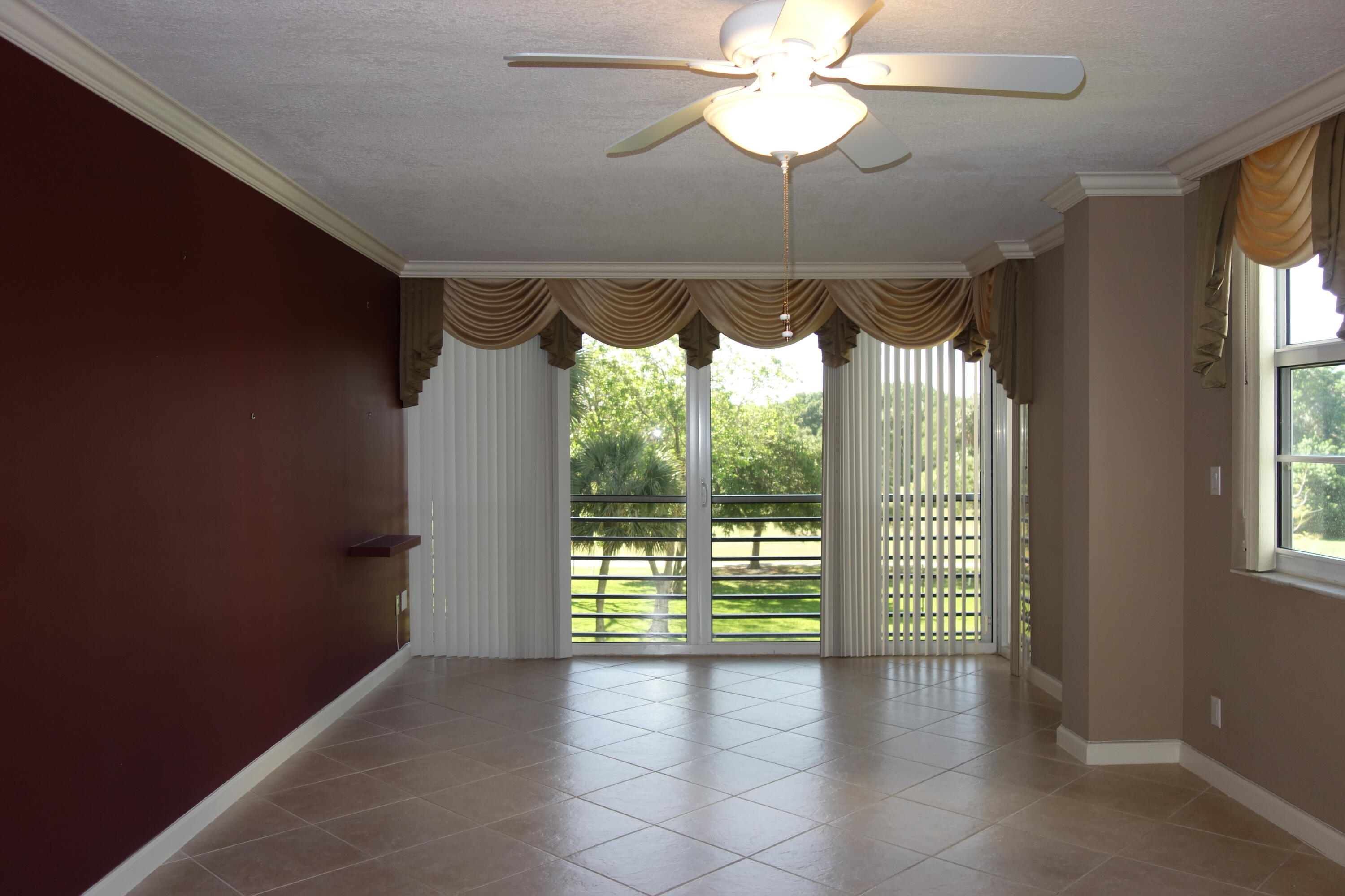 Palm Aire - Residential