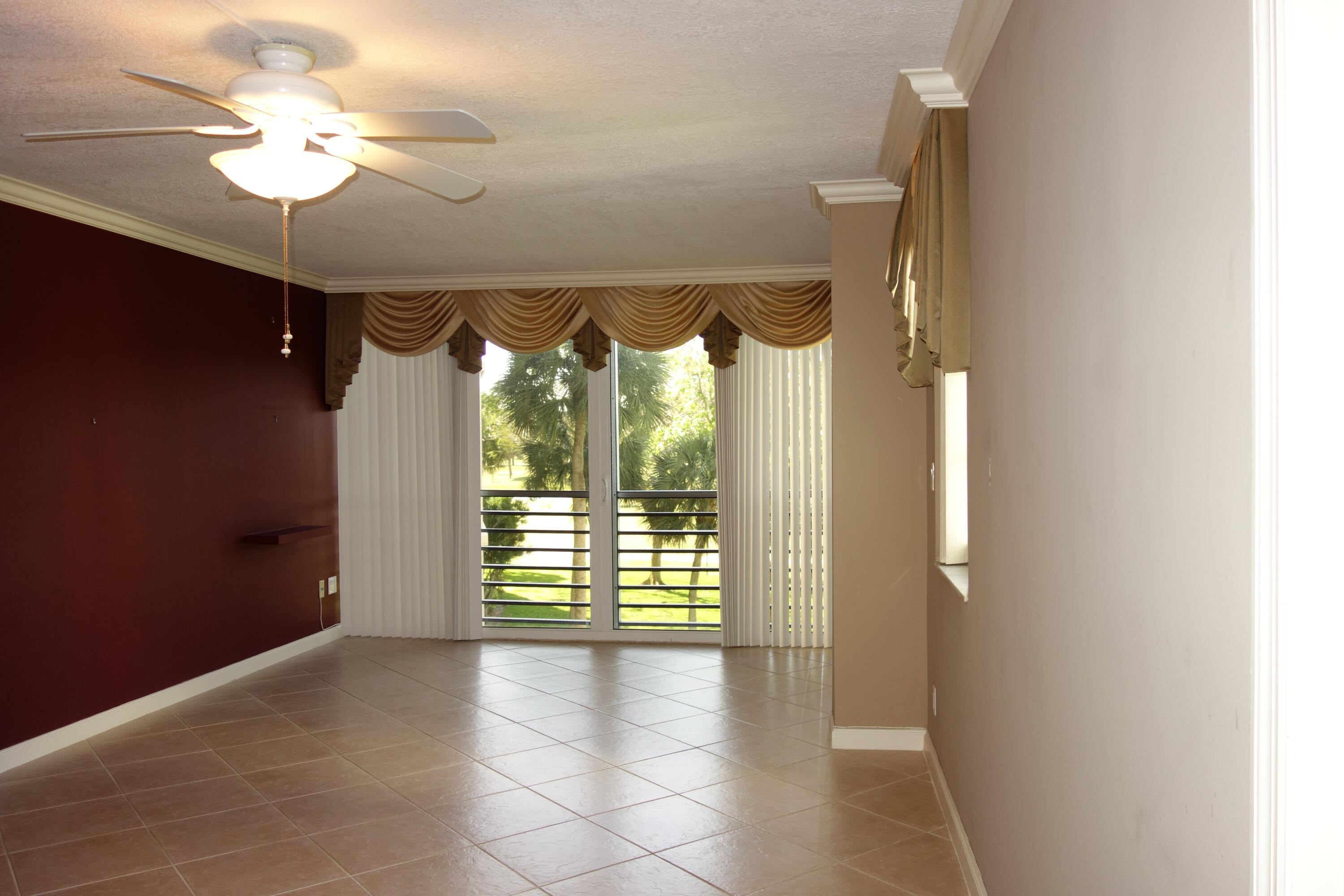 Palm Aire - Residential