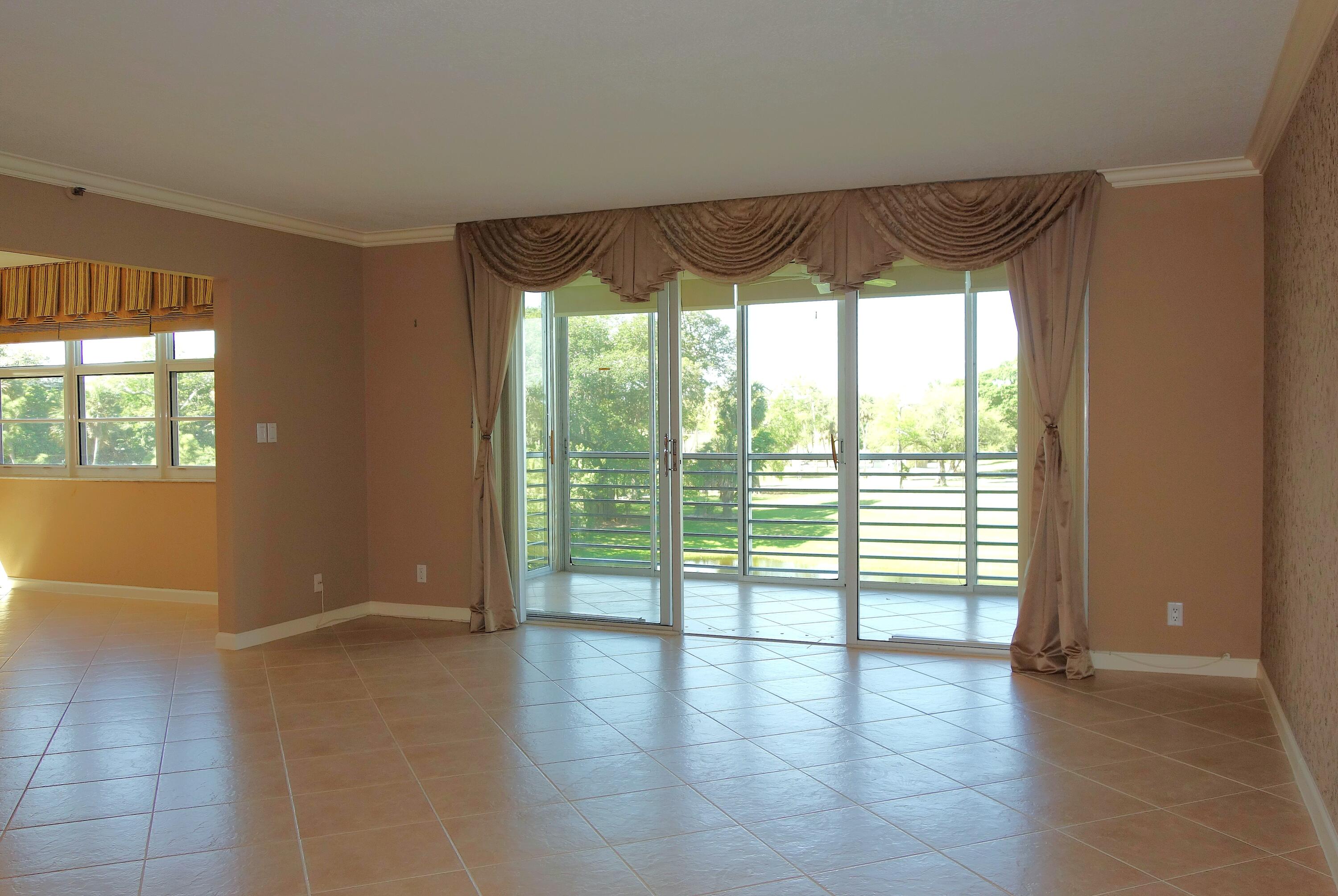 Palm Aire - Residential