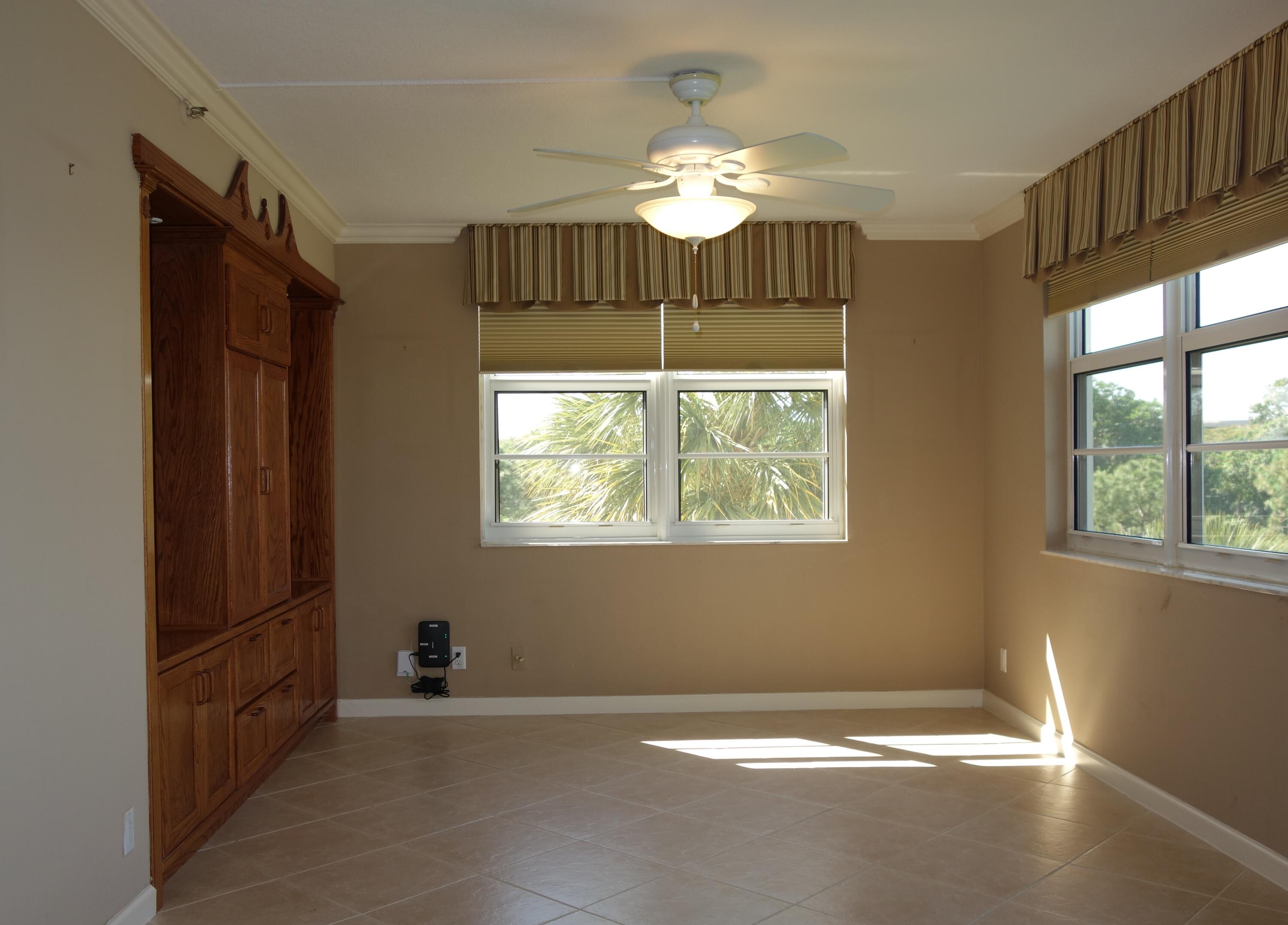 Palm Aire - Residential