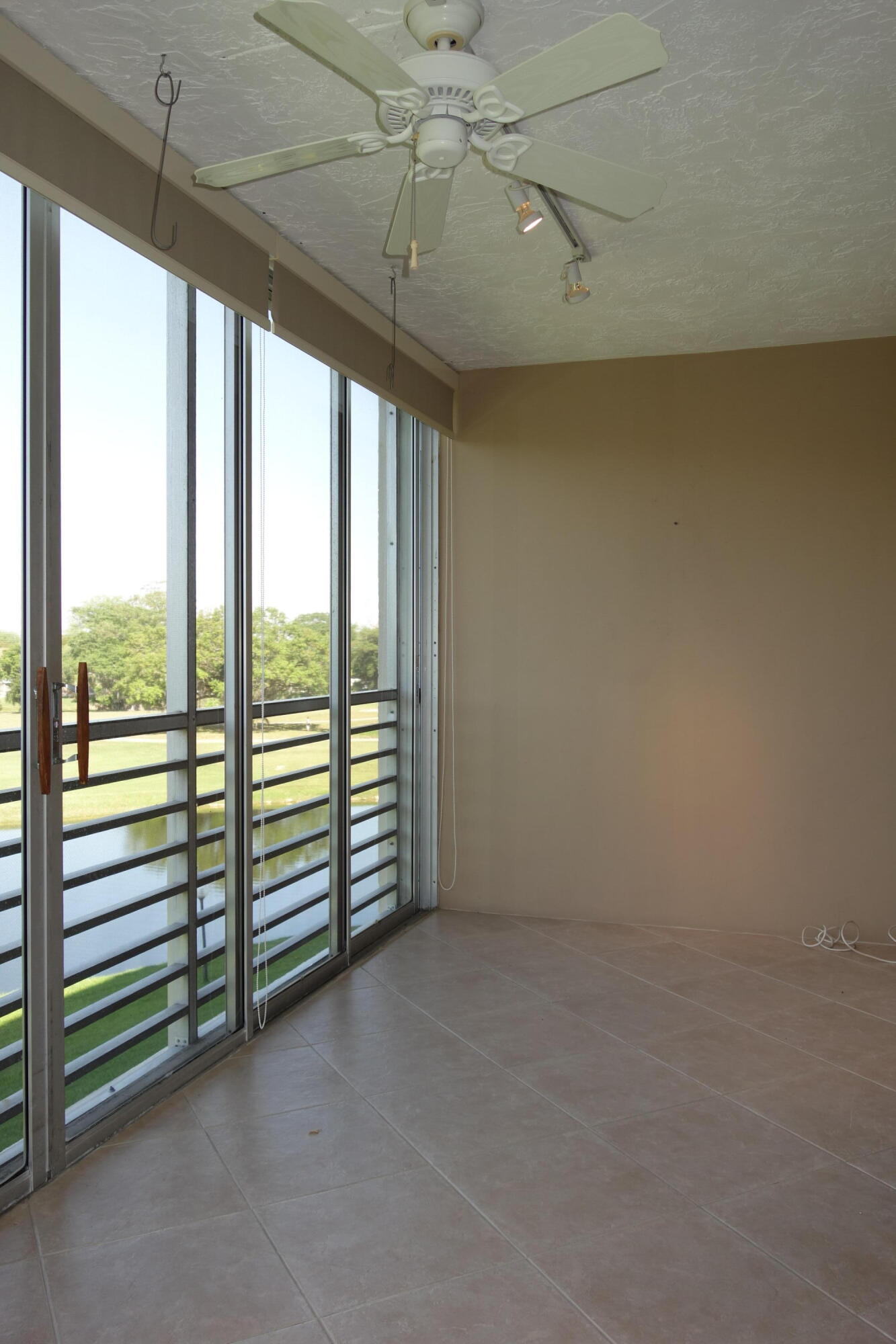 Palm Aire - Residential