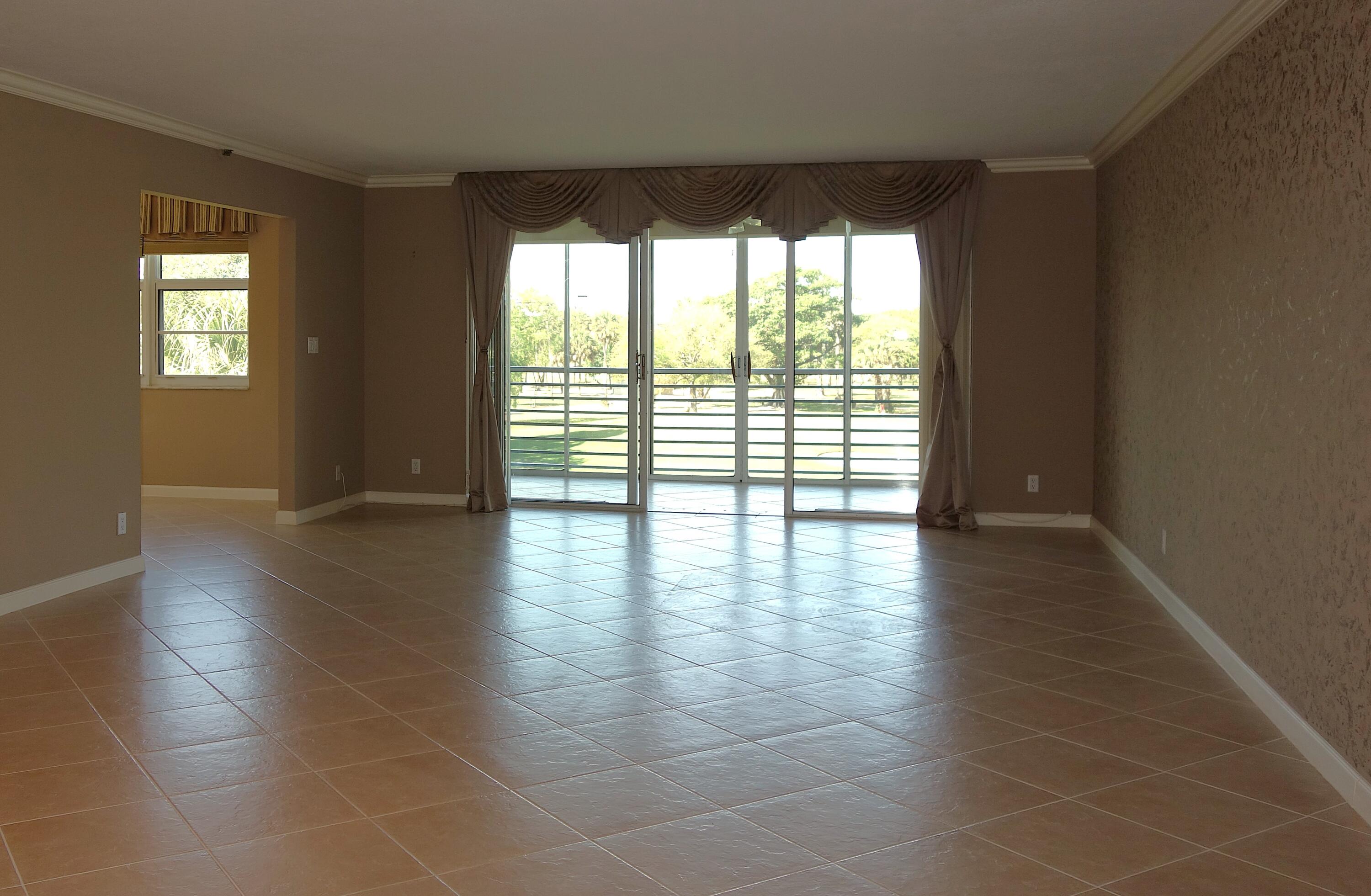Palm Aire - Residential