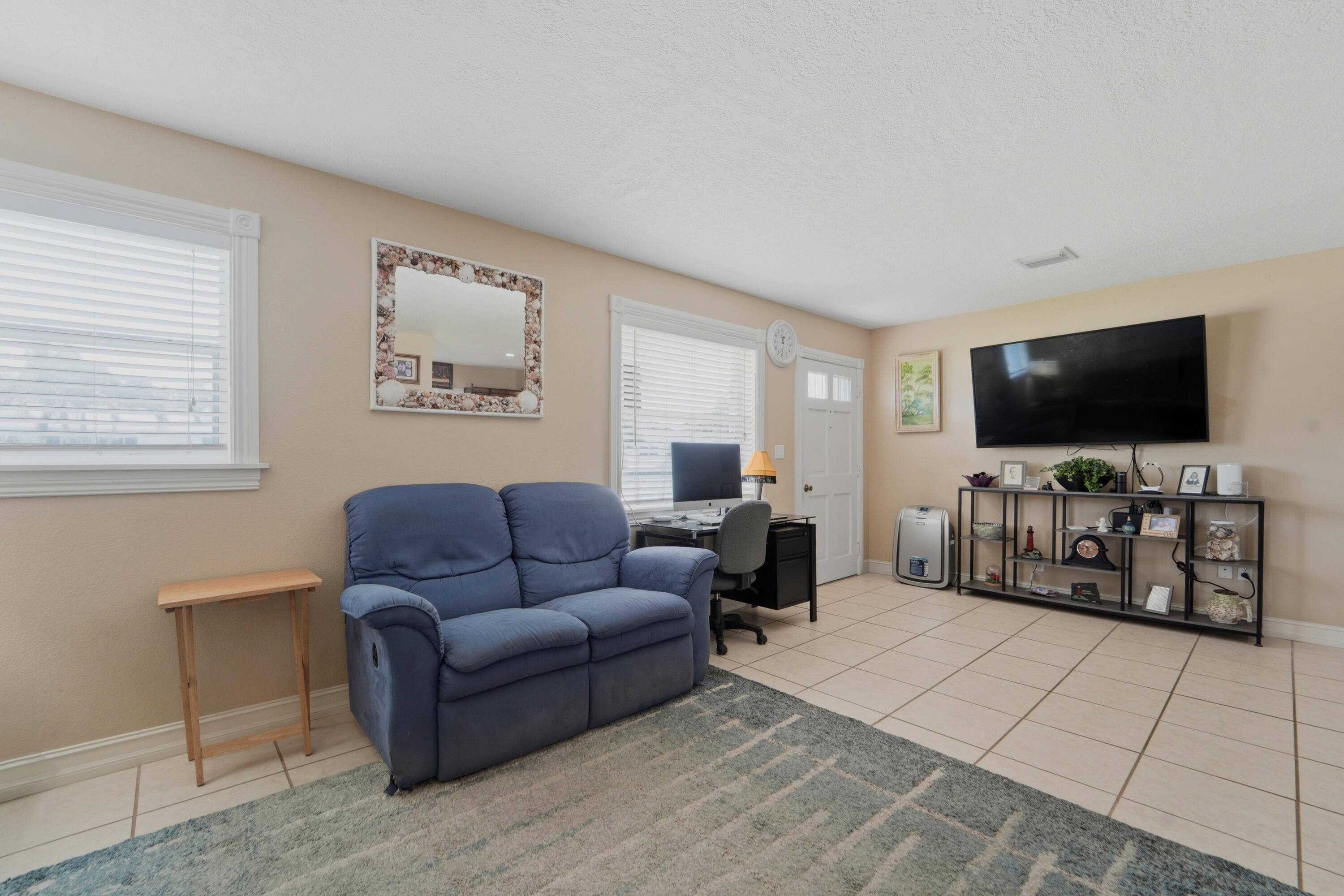 225 RIVER TERRACE Drive