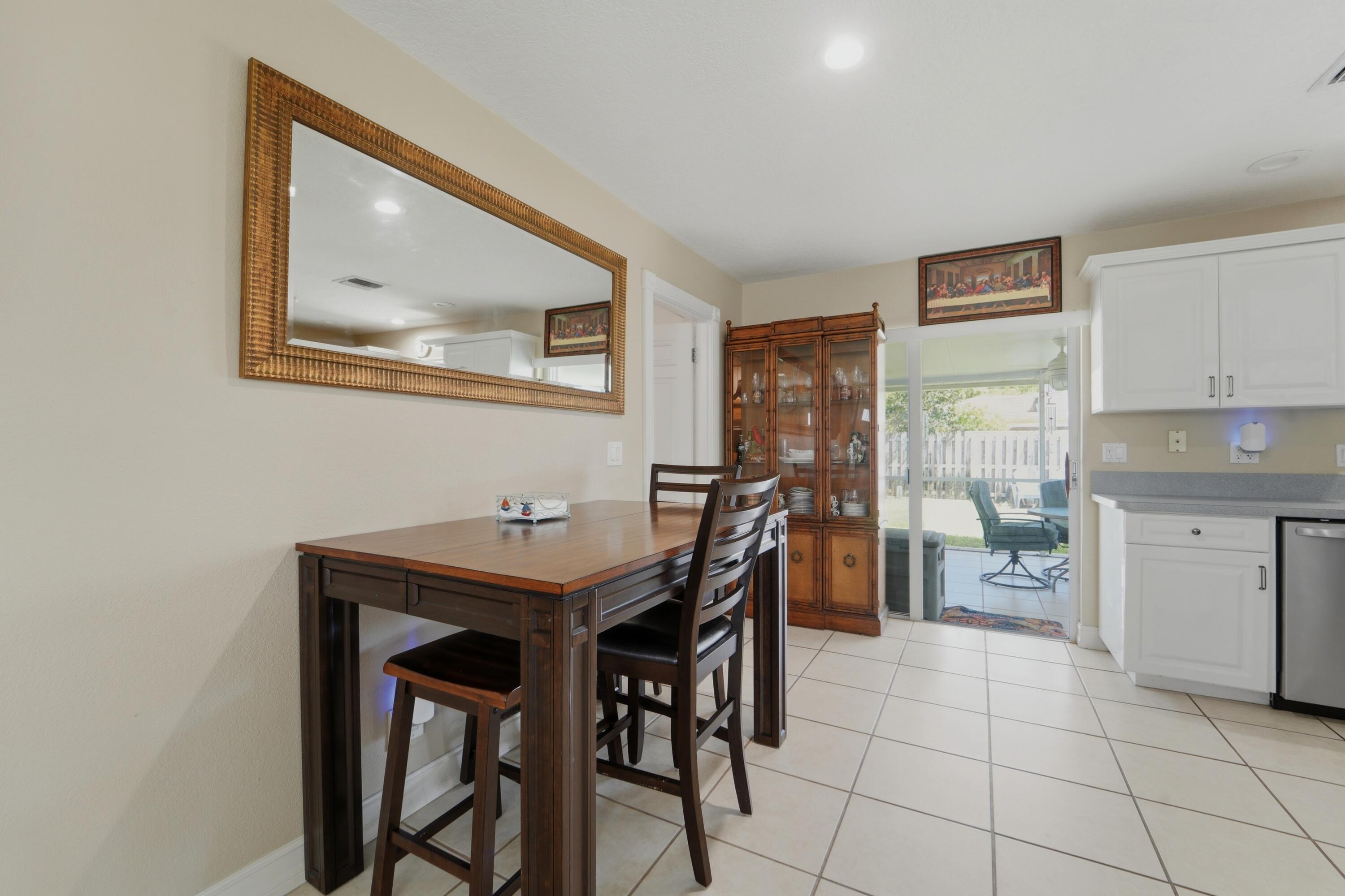 225 RIVER TERRACE Drive