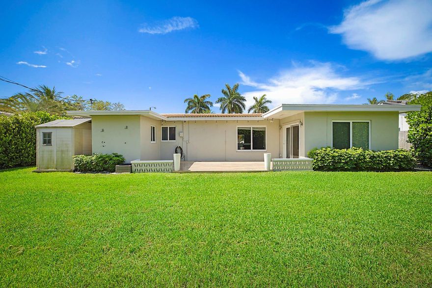 Charming, Fully-Renovated 3-Bed / 2-Bath Home in Desirable Pompano Beach!
Welcome to 2445 SE 7th St — a beautifully updated residence nestled in the sought-after Lake Santa Barbara Estates neighborhood. This move-in ready home boasts approx. 1,700+ sq ft of stylish living space, including two living rooms thanks to an enclosed former carport.