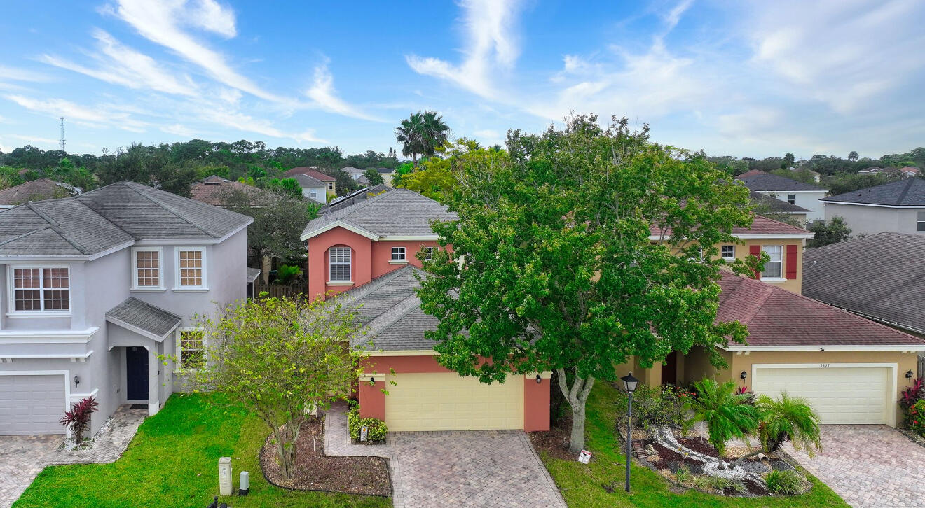 PALM BREEZES CLUB - Residential